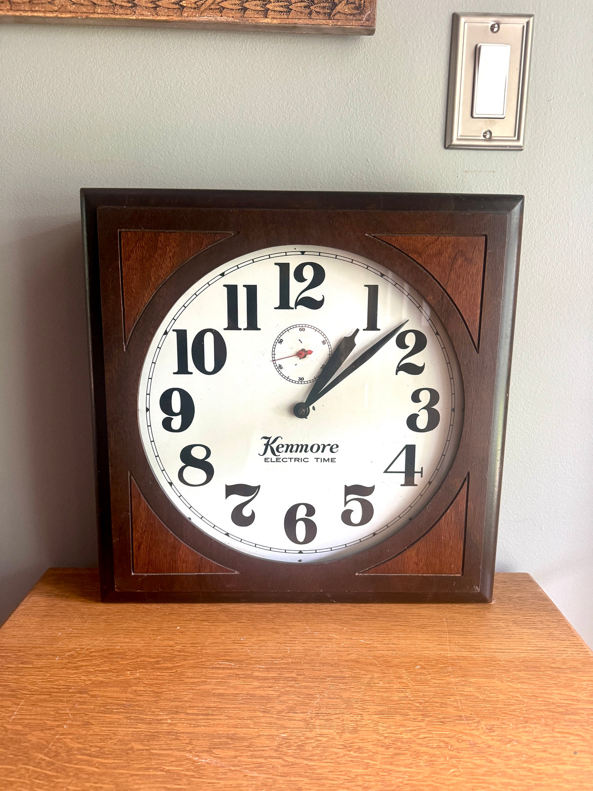 1920's Kenmore "Carlton" Electric Time Clock ~ May & Malone Kenmore Wood Case Wall Clock