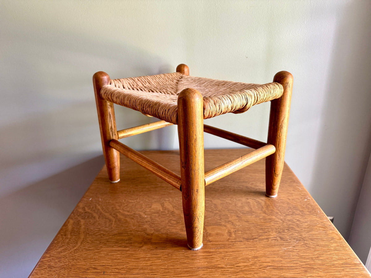 Vintage Turned Wood Rush Top Footstool ~ Jute and Wood Small Footstool ~ Shaker Style Foot Stool