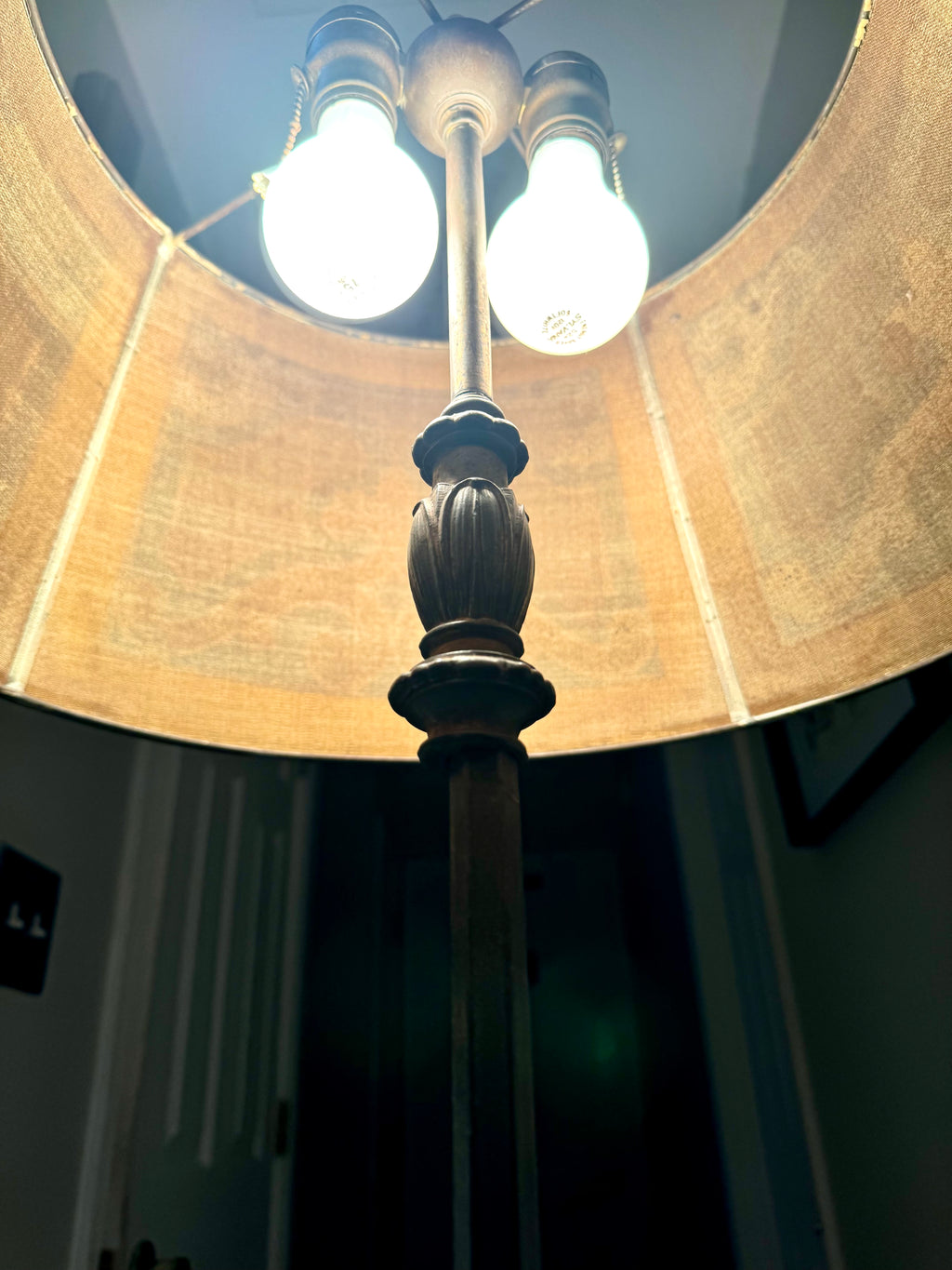 1920's Rembrandt Style Metal Mesh Shade Floor Lamp ~ Antique Ornate Floor Lamp