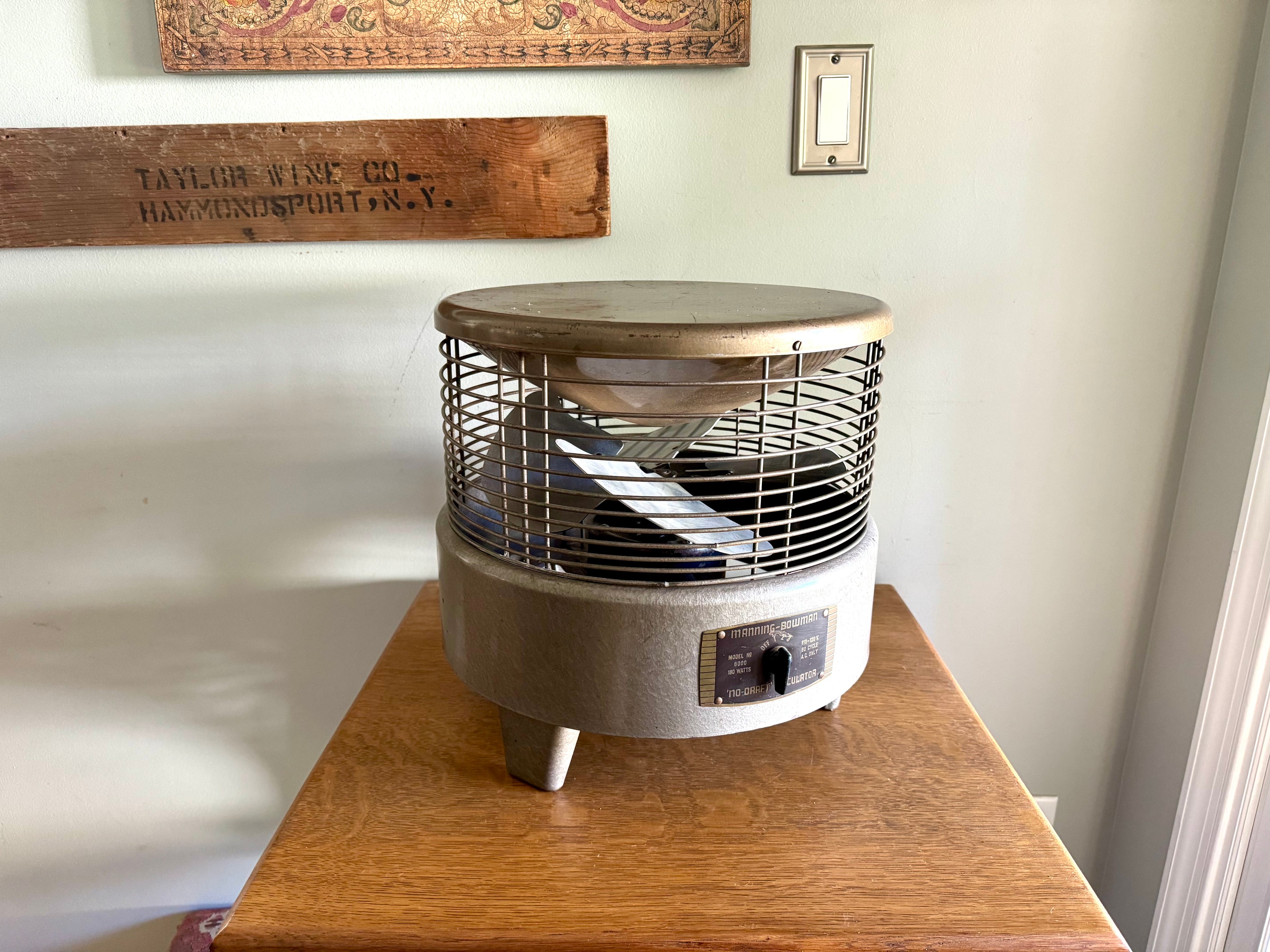 Vintage Manning-Bowman Model 6000 No-Draft Circulator Hassock Fan