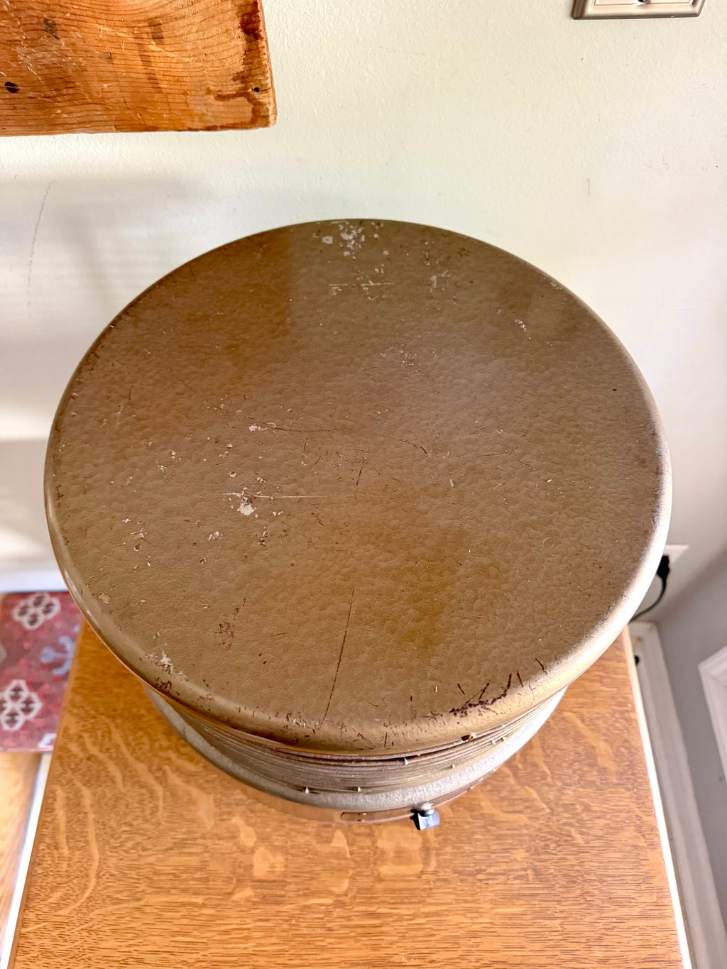 Vintage Manning-Bowman Model 6000 No-Draft Circulator Hassock Fan