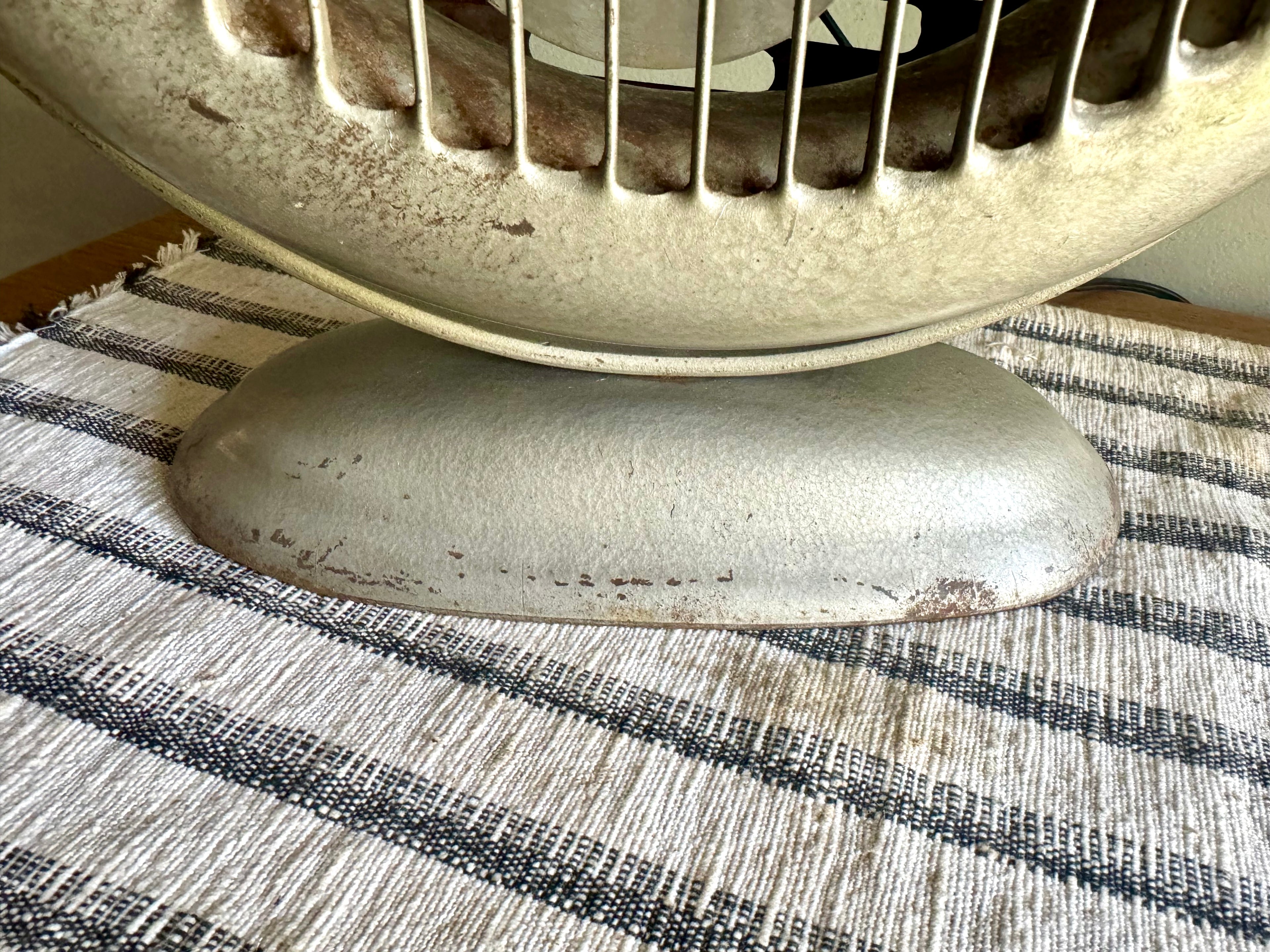 Vintage Bond Air Model 52 Fan | Atomic Lasko Desk Fan