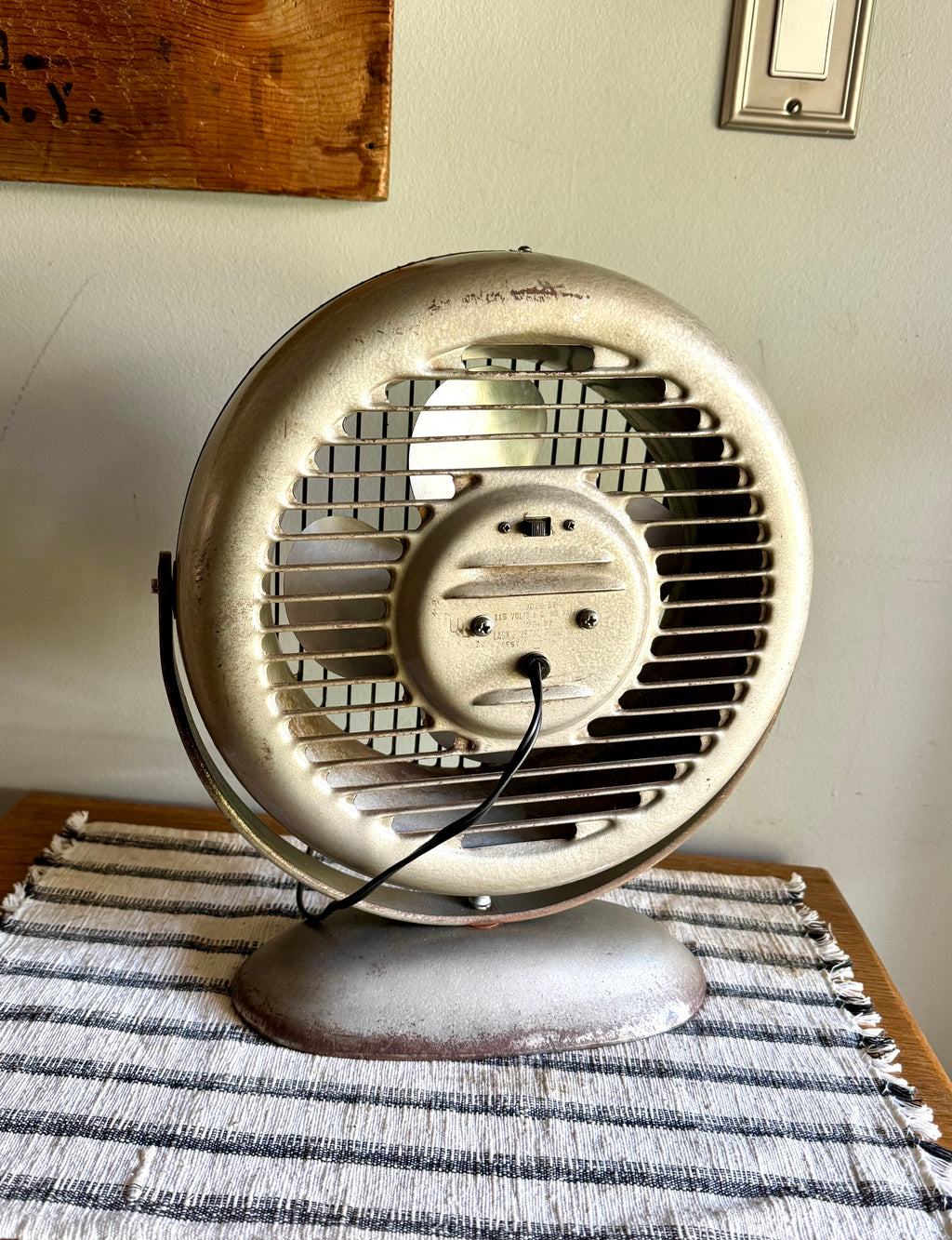 Vintage Bond Air Model 52 Fan | Atomic Lasko Desk Fan