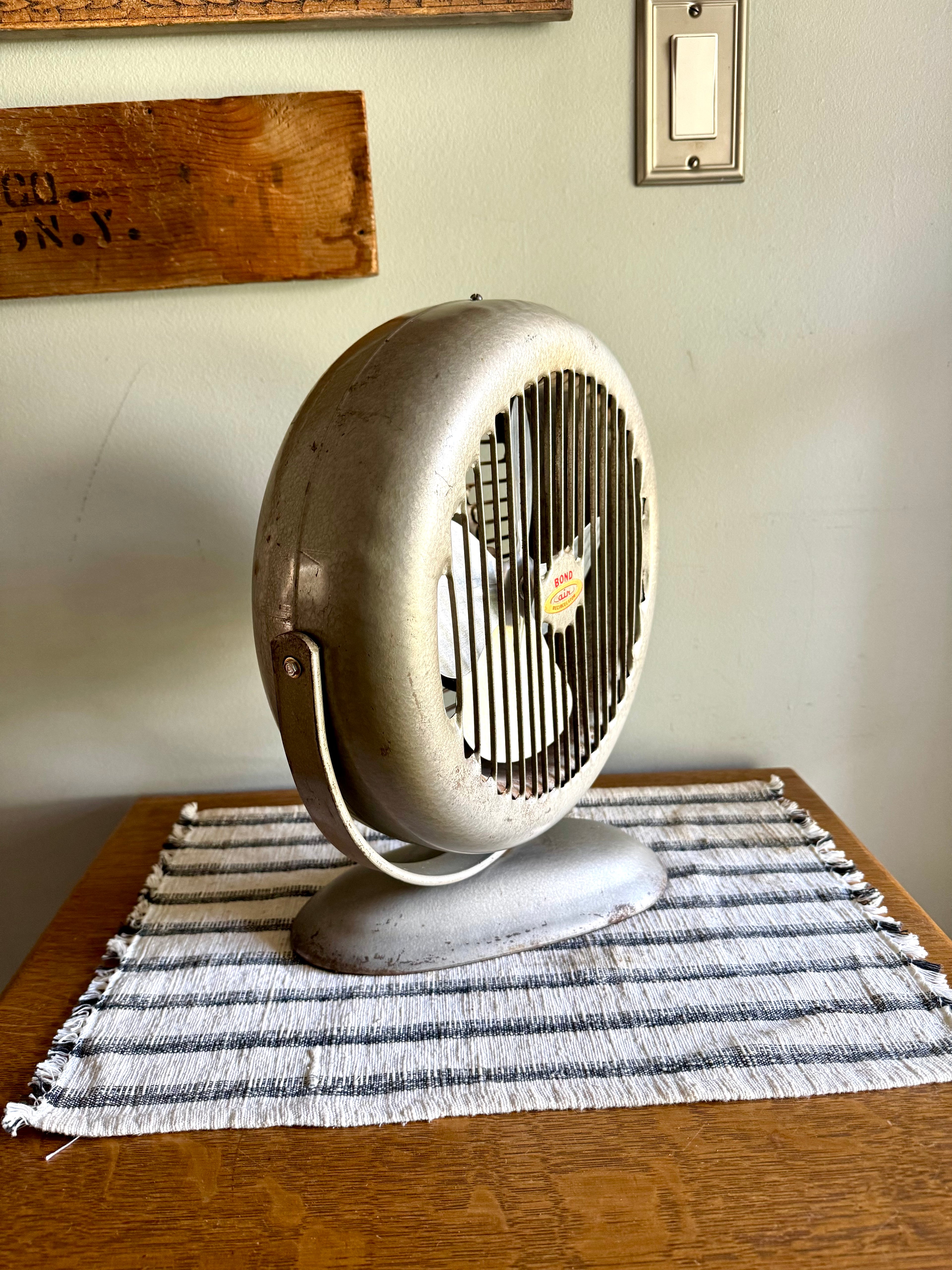 Vintage Bond Air Model 52 Fan | Atomic Lasko Desk Fan
