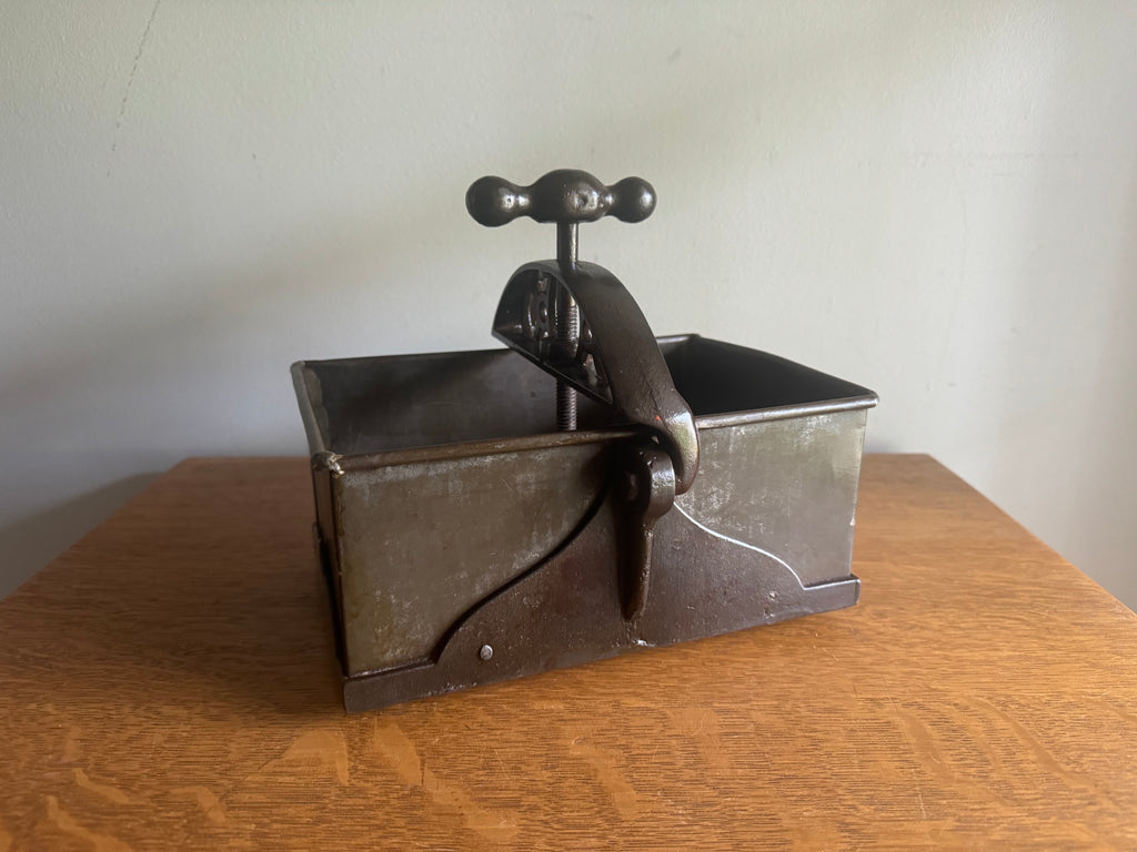 Antique Athol Machine Co. Cast Iron Fruit Press