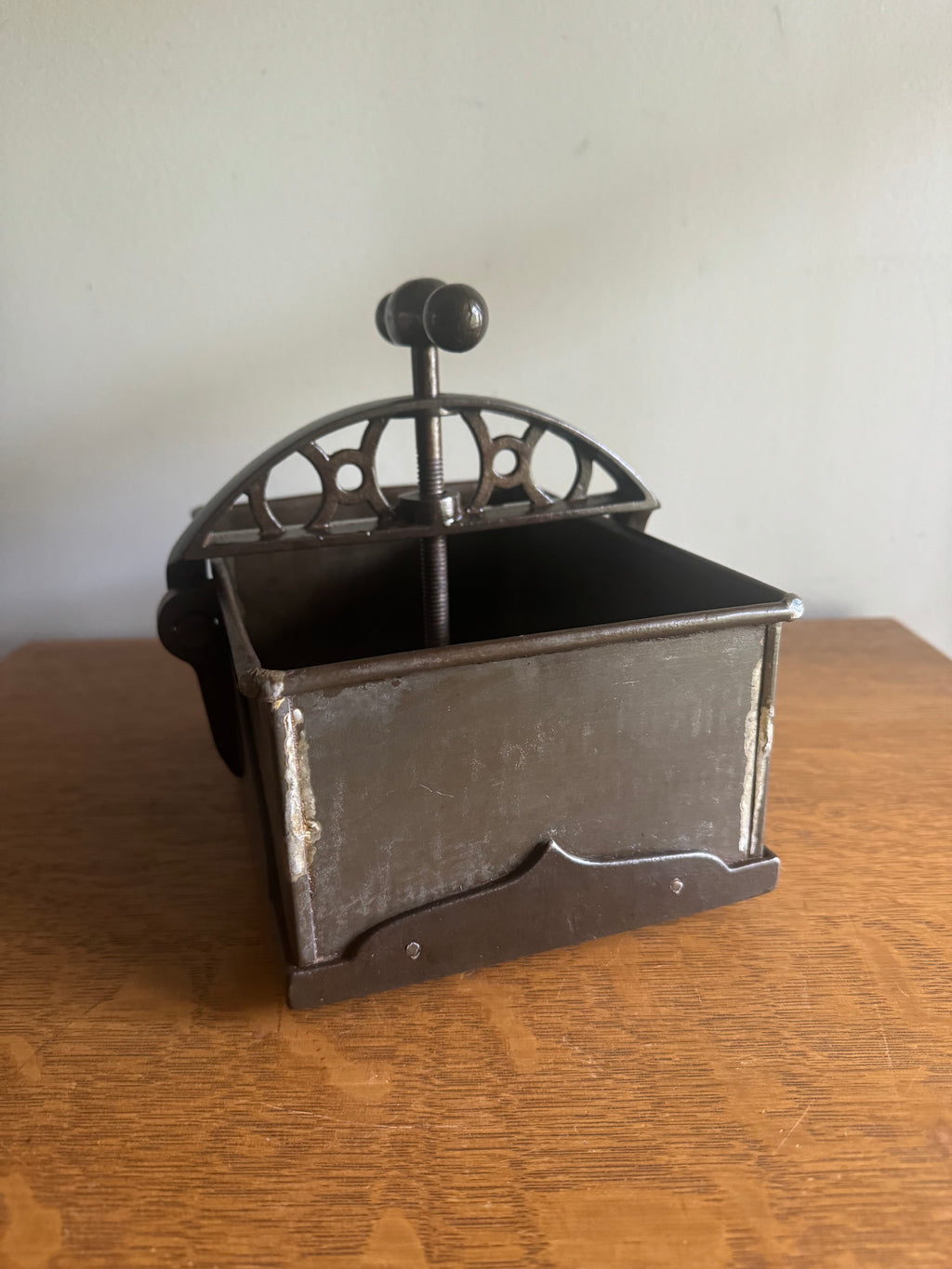 Antique Athol Machine Co. Cast Iron Fruit Press