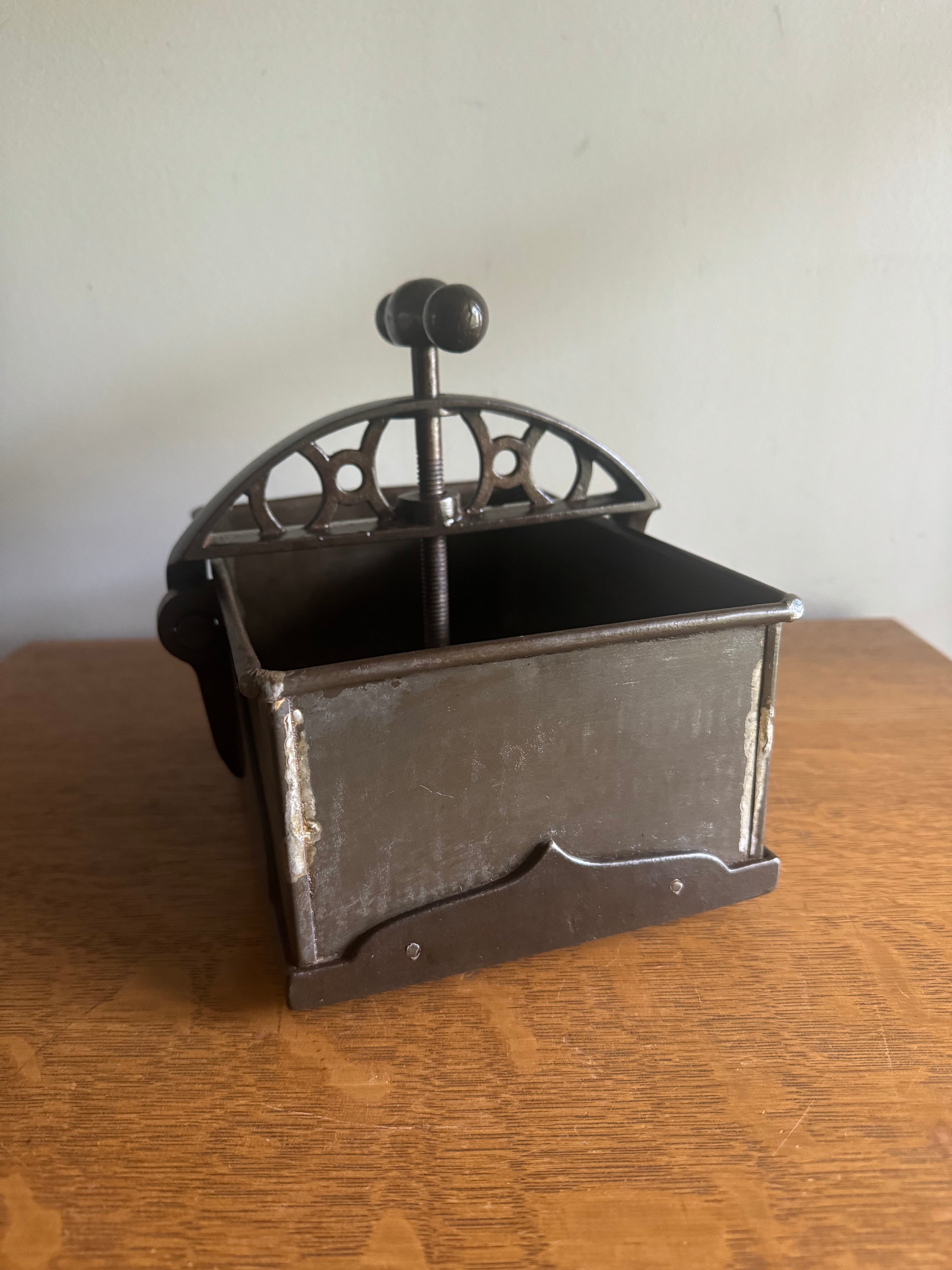 Antique Athol Machine Co. Cast Iron Fruit Press