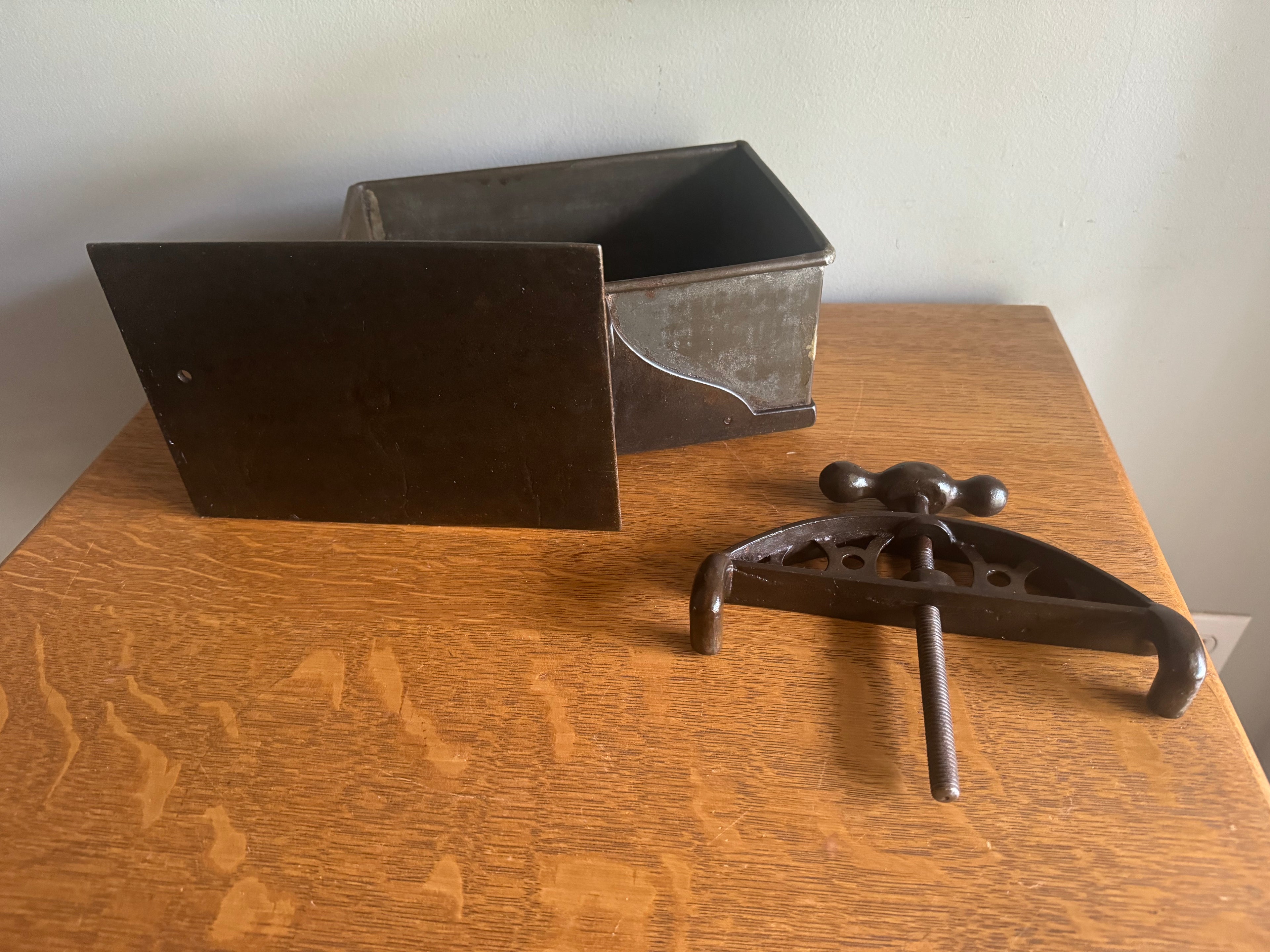 Antique Athol Machine Co. Cast Iron Fruit Press