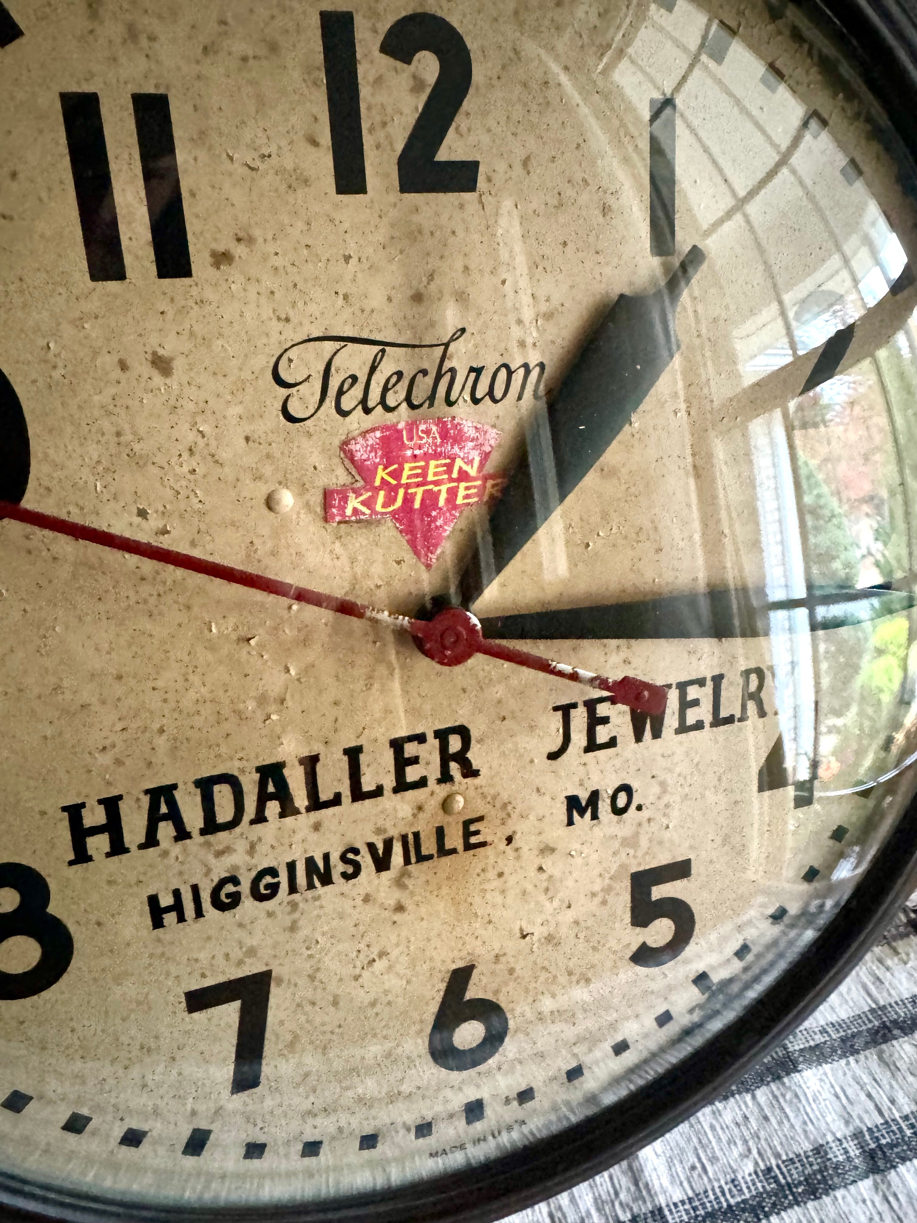 Vintage Distressed Telechron Hadaller Jewelry Advertisement Clock | Higginsville, Mo Bubble Glass Clock