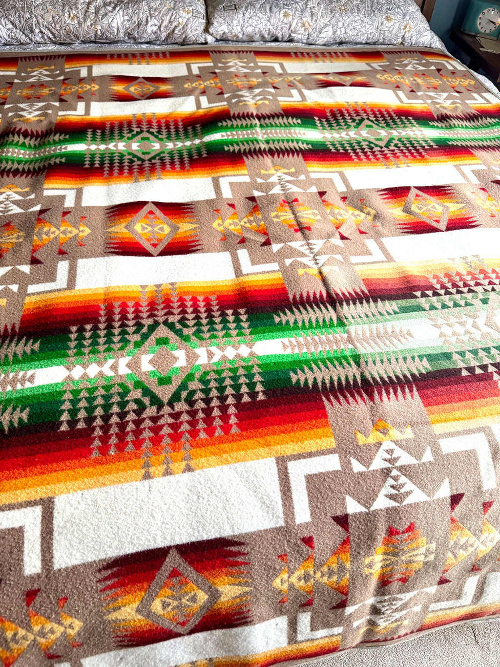 Vintage Pendleton Beaver State Wool Blanket Chief Native American Indian 80" x 64"