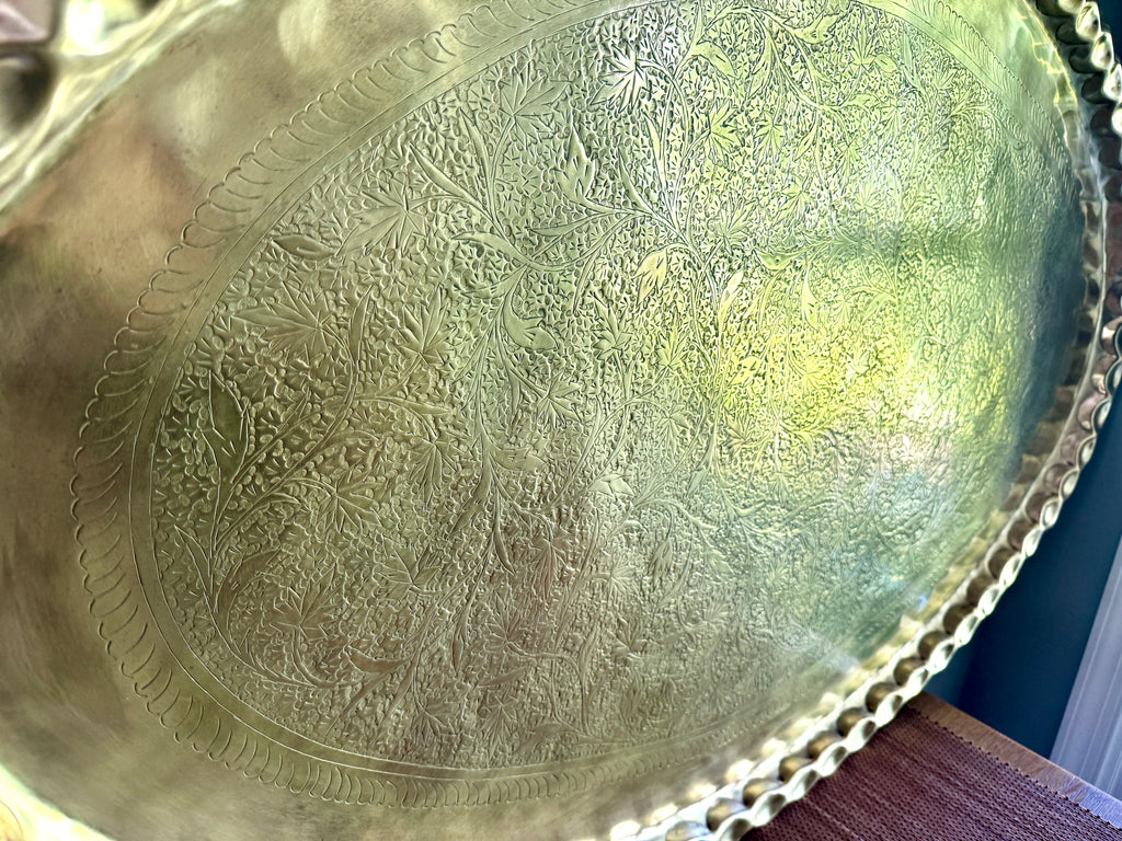XL Vtg Moroccan Brass Tray ~ Scalloped Edge and Etched Leaf Design Brass Wall Hanging