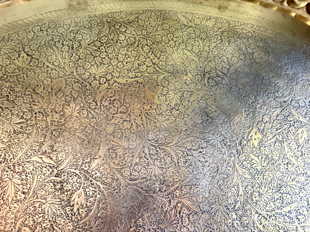 XL Vtg Moroccan Brass Tray ~ Scalloped Edge and Etched Leaf Design Brass Wall Hanging