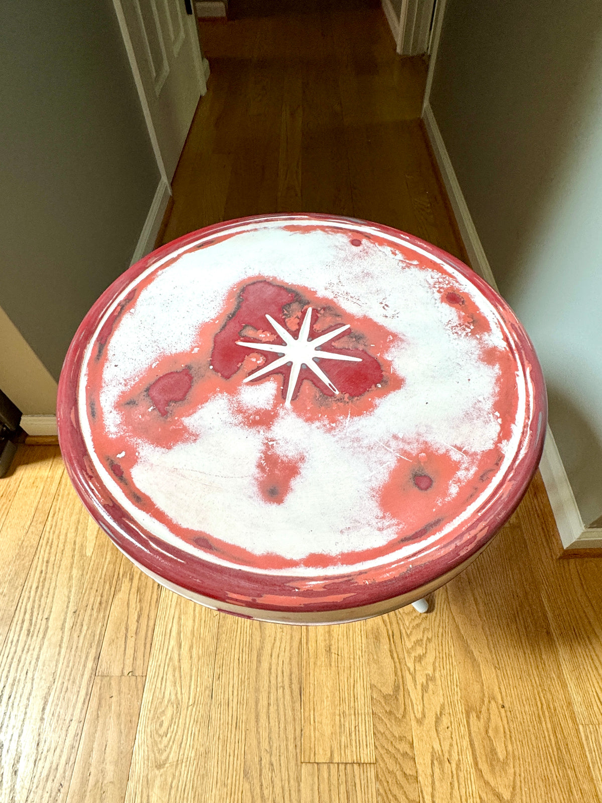 Vtg Distressed Paint Metal Patio Table ~ MCM Metal Lawn Table