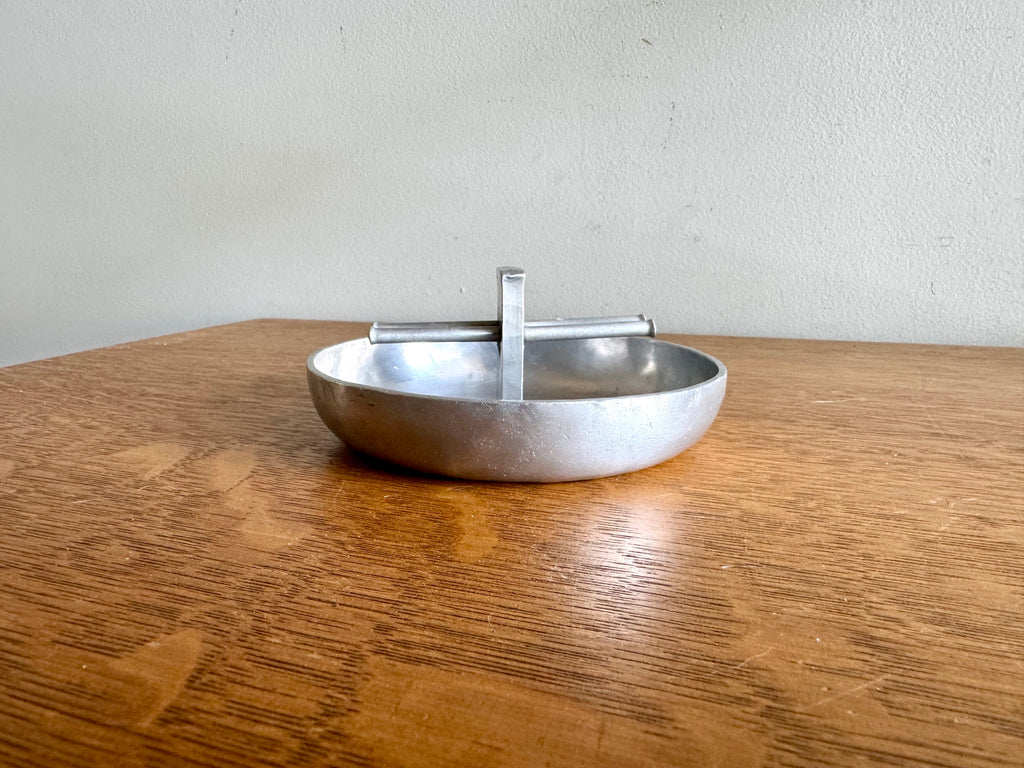 Vtg Nautical Themed Hammered Aluminum Ashtray | Wendell August Forge Inc. Ashtray