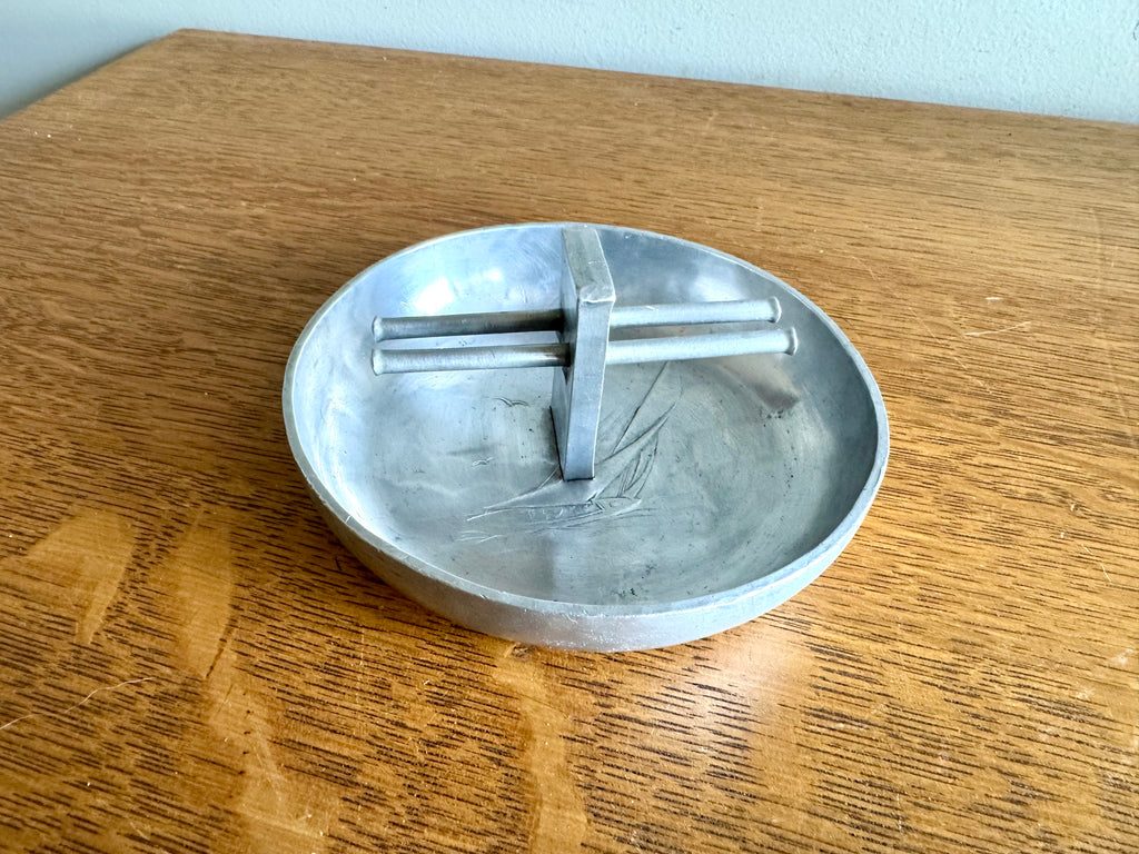 Vtg Nautical Themed Hammered Aluminum Ashtray | Wendell August Forge Inc. Ashtray