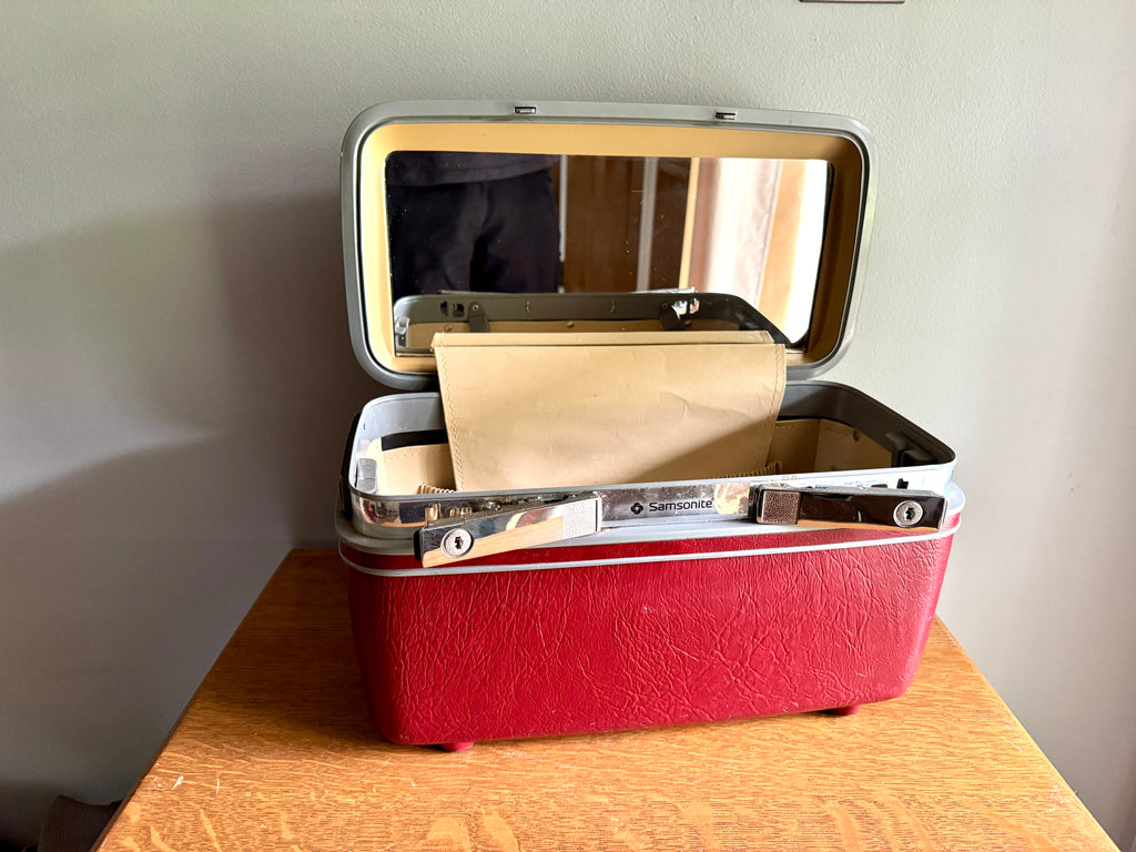 Vintage Burgundy Samsonite Train Case ~ Red Hard Shell Cosmetic Makeup Travel Bag