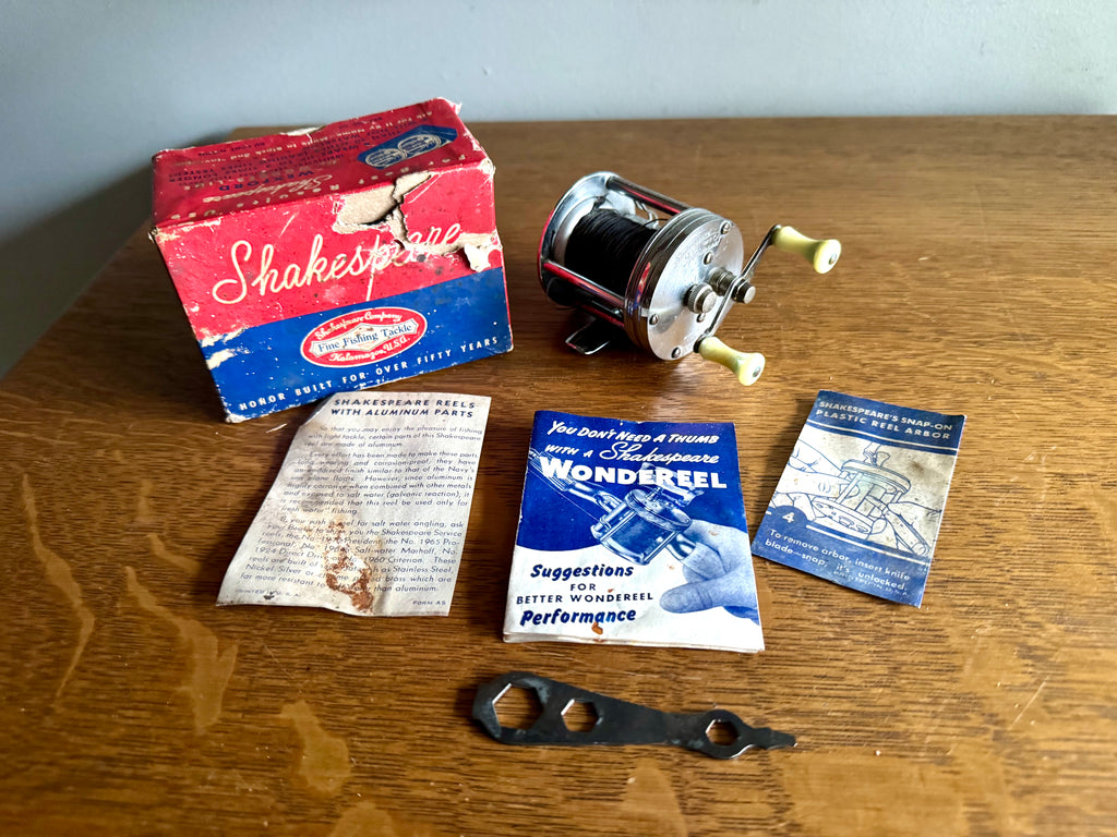 Shakespeare 1920 Wondereel Baitcasting Fishing Reel in Box and Papers