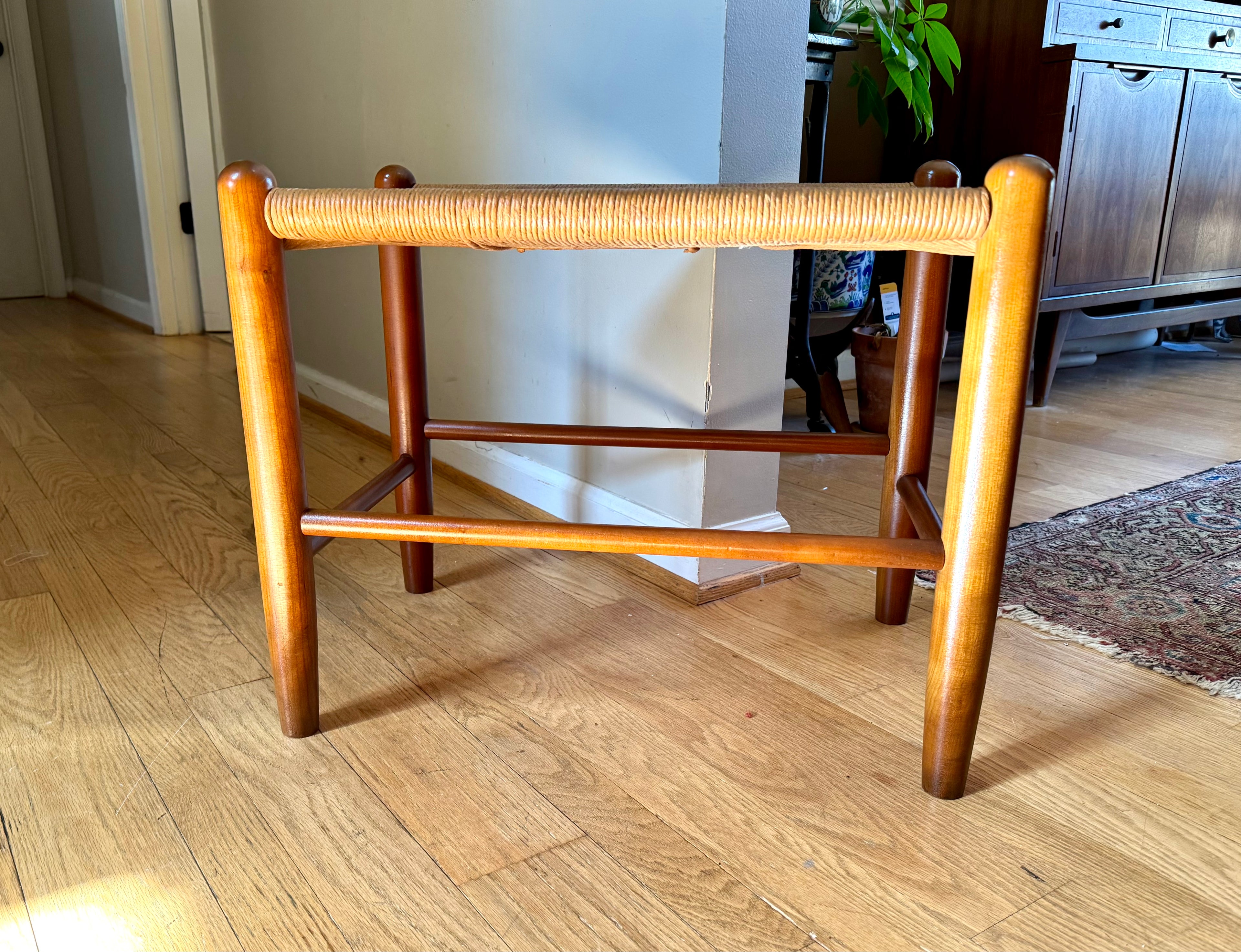 Vtg E.A. Clore Rush Top Fireside Bench | Shaker Style Rush Bench