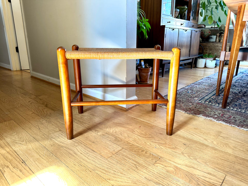 Vtg E.A. Clore Rush Top Fireside Bench | Shaker Style Rush Bench