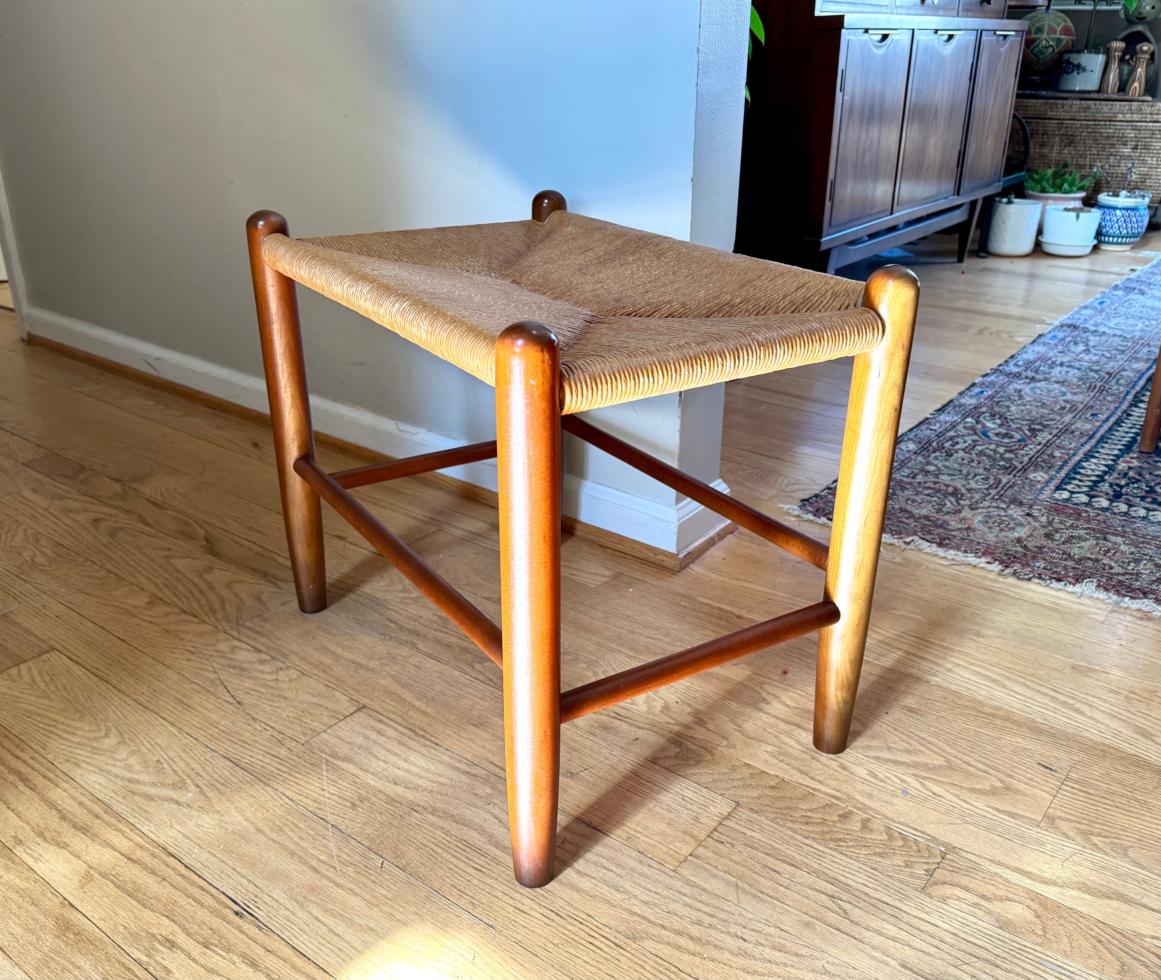 Vtg E.A. Clore Rush Top Fireside Bench | Shaker Style Rush Bench