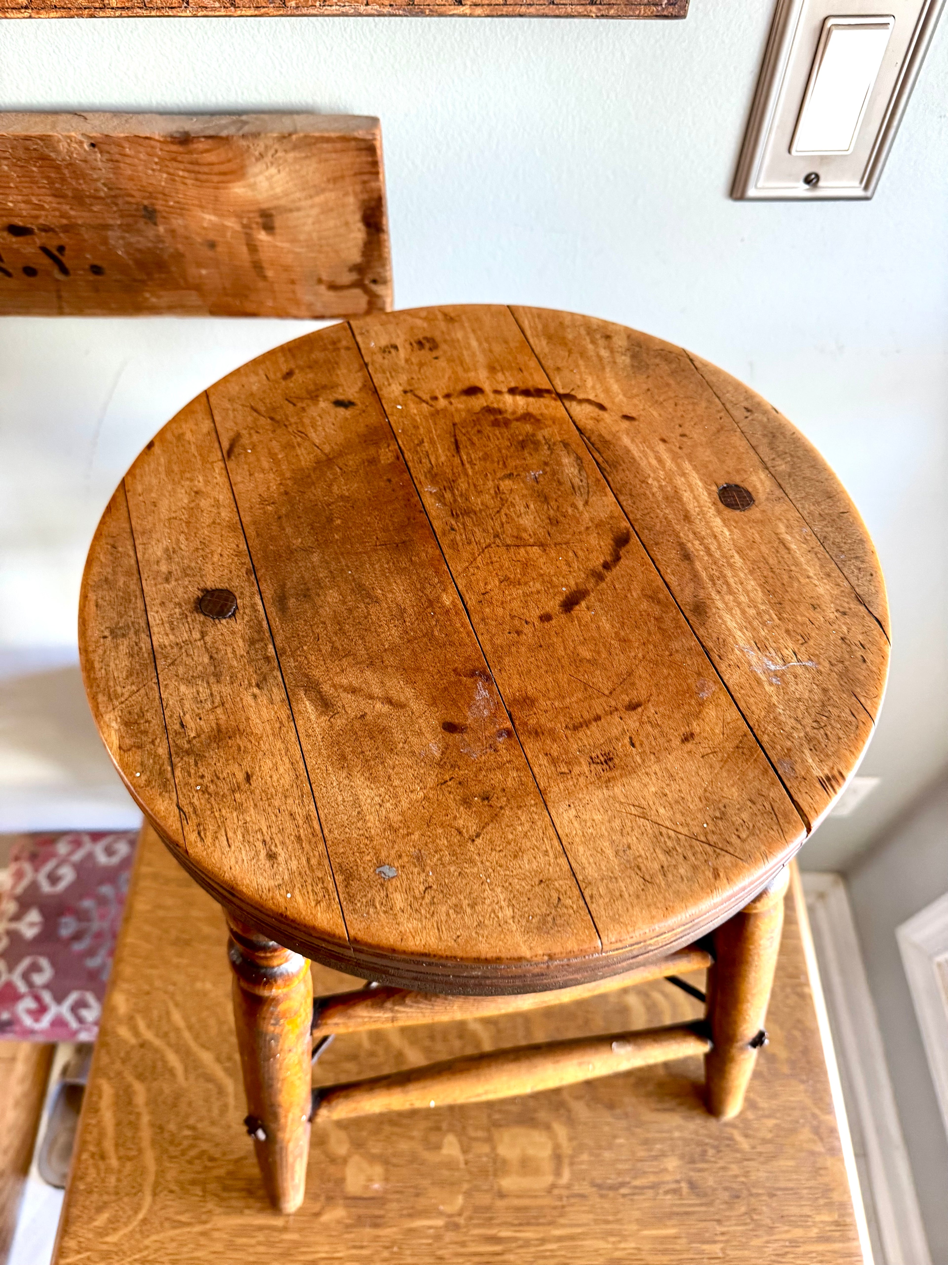 Antique Turned Leg Wooden Stool | Heywood Wakefield Style Wooden Stool
