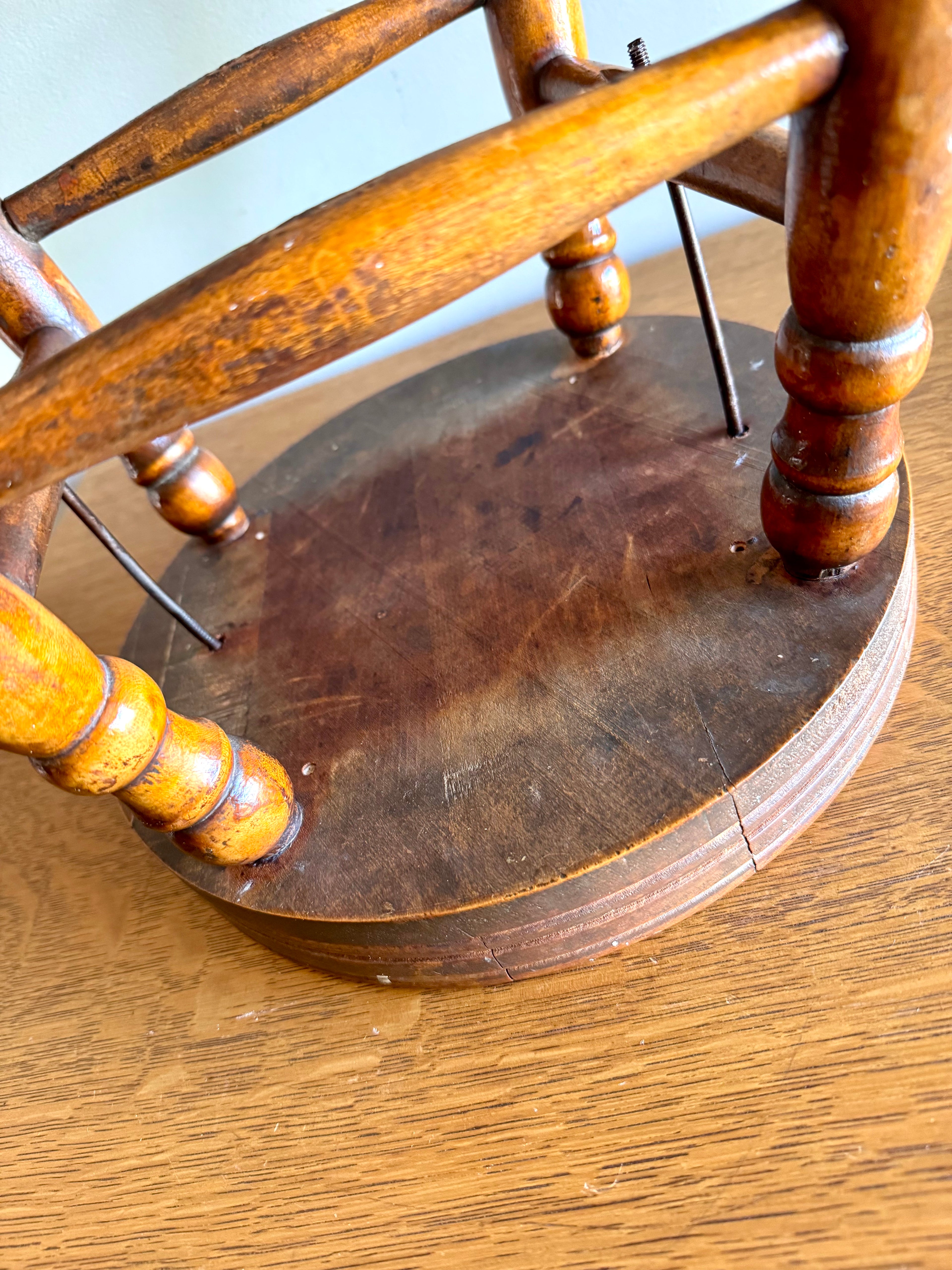 Antique Turned Leg Wooden Stool | Heywood Wakefield Style Wooden Stool
