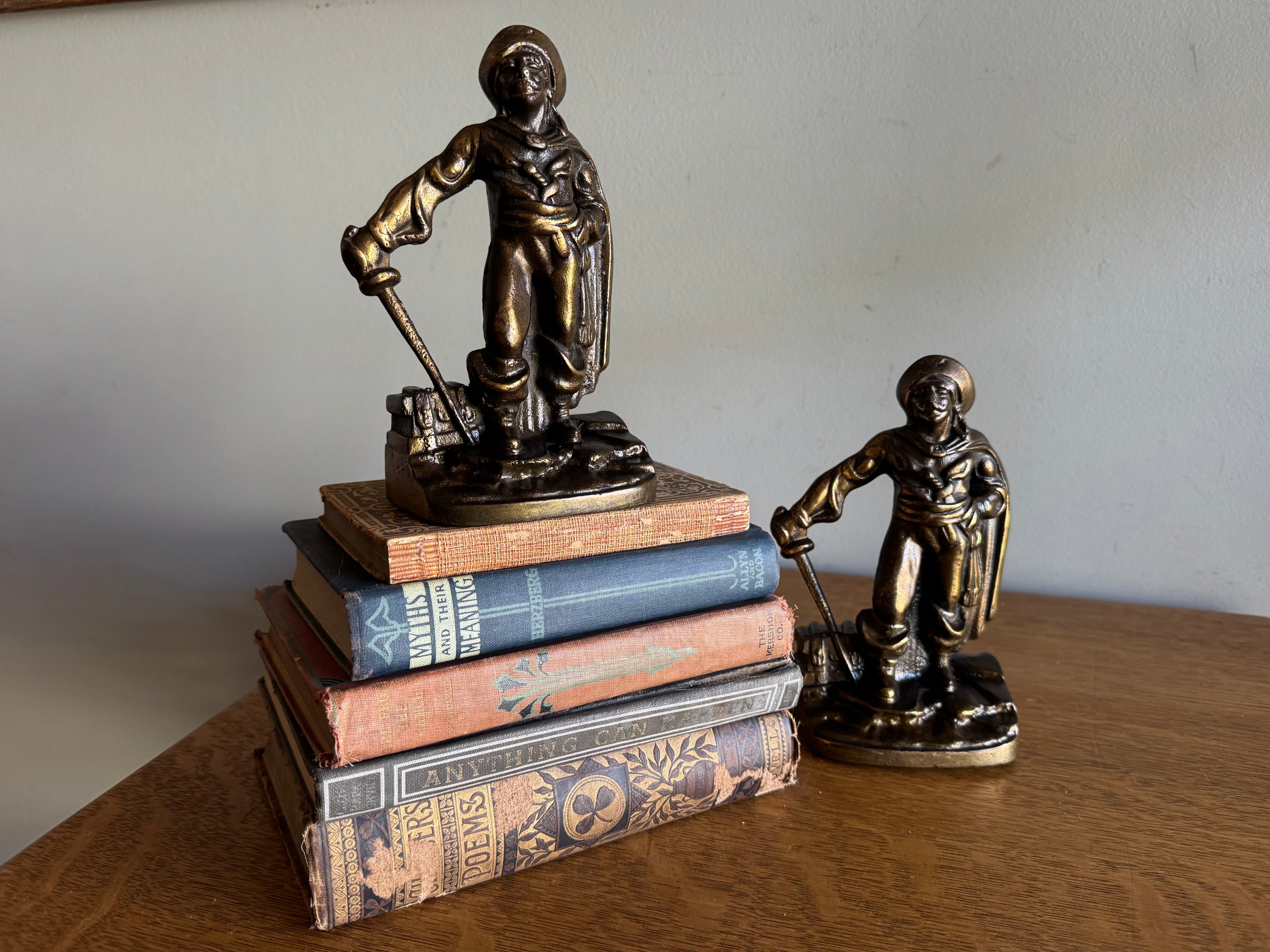 Vtg Pair of Bronze Clad Pirate Bookends | Swashbuckler Pirate Bookends