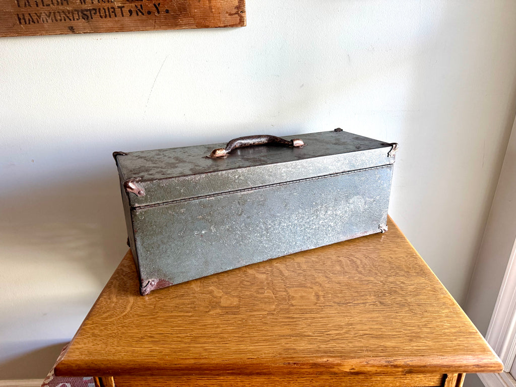 Vtg S-K Tools Distressed Toolbox | Rustic Sherman-Klove Toolbox with Caddy