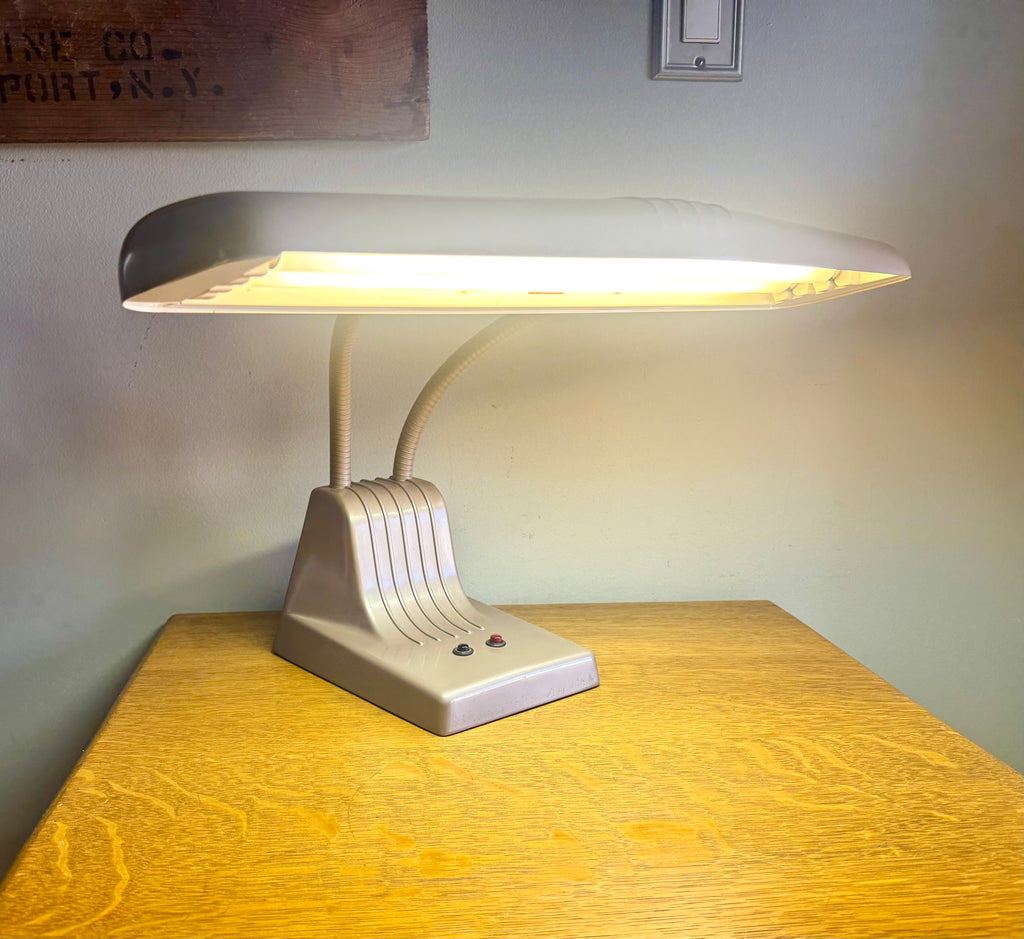 Vtg Dazor Model 1000 Desk Lamp | Industrial Dazor 1000 Lamp