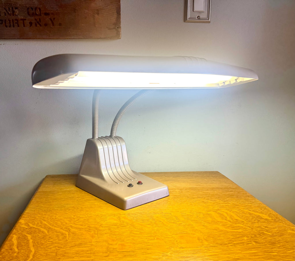 Vtg Dazor Model 1000 Desk Lamp | Industrial Dazor 1000 Lamp