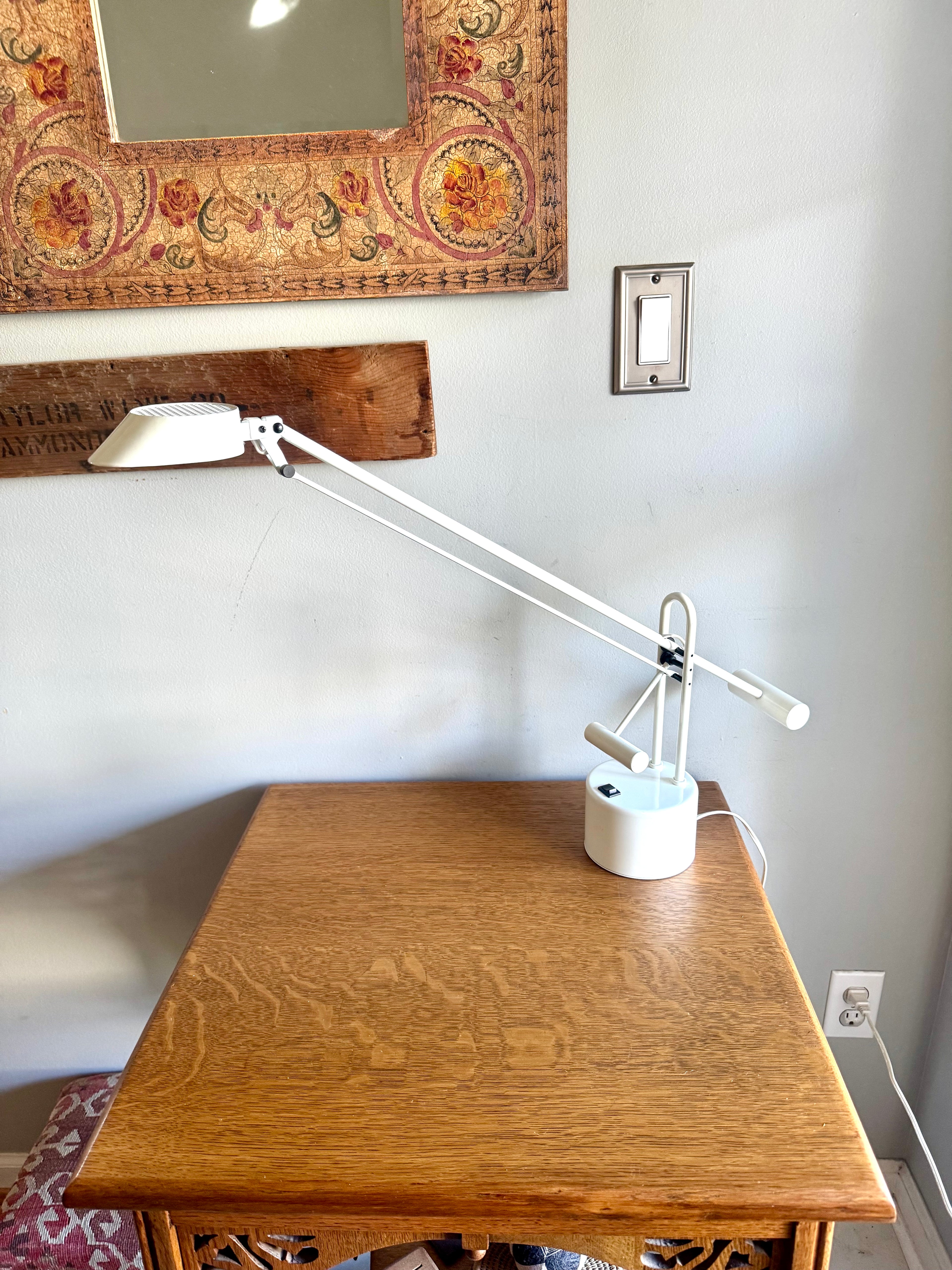Vtg Post-modern Counter Balance Desk Lamp | White Articulating Desk Lamp