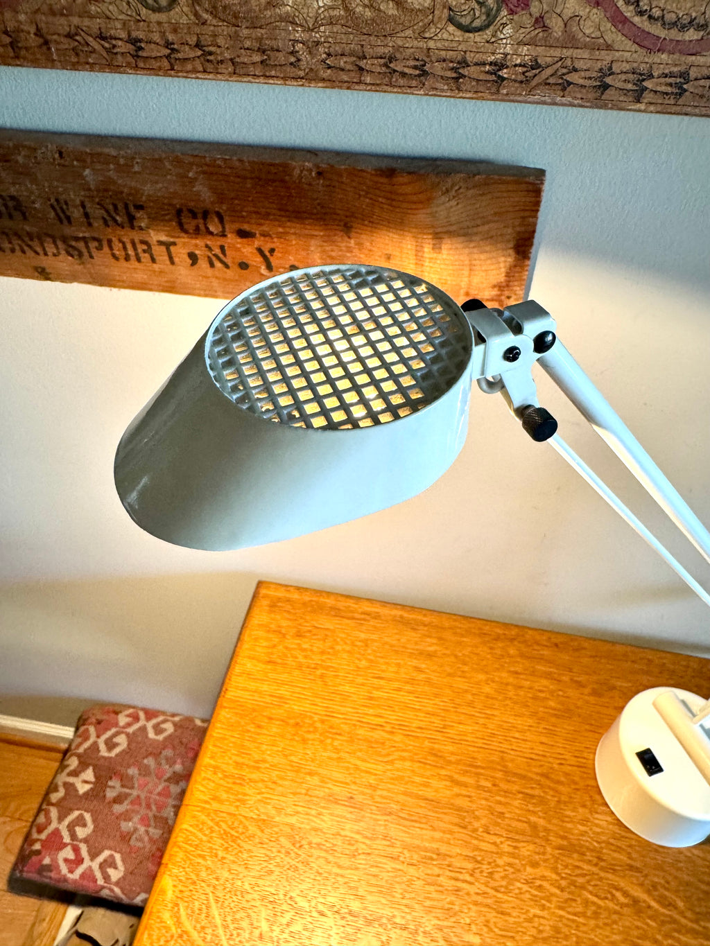 Vtg Post-modern Counter Balance Desk Lamp | White Articulating Desk Lamp