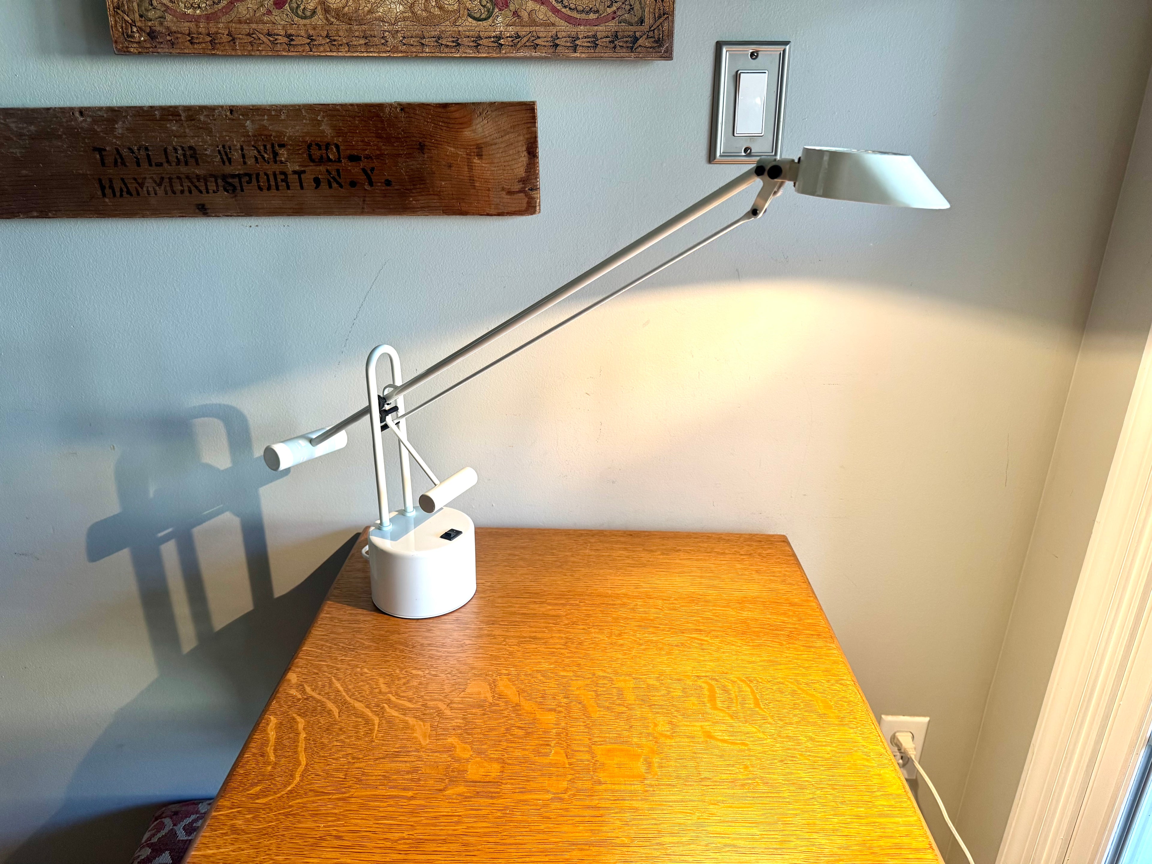 Vtg Post-modern Counter Balance Desk Lamp | White Articulating Desk Lamp