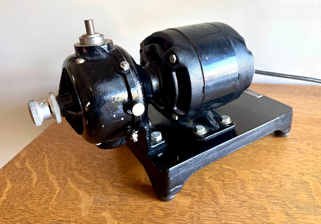 W.M. Welch Scientific Co. General Electric A-C 1/20 HP Motor