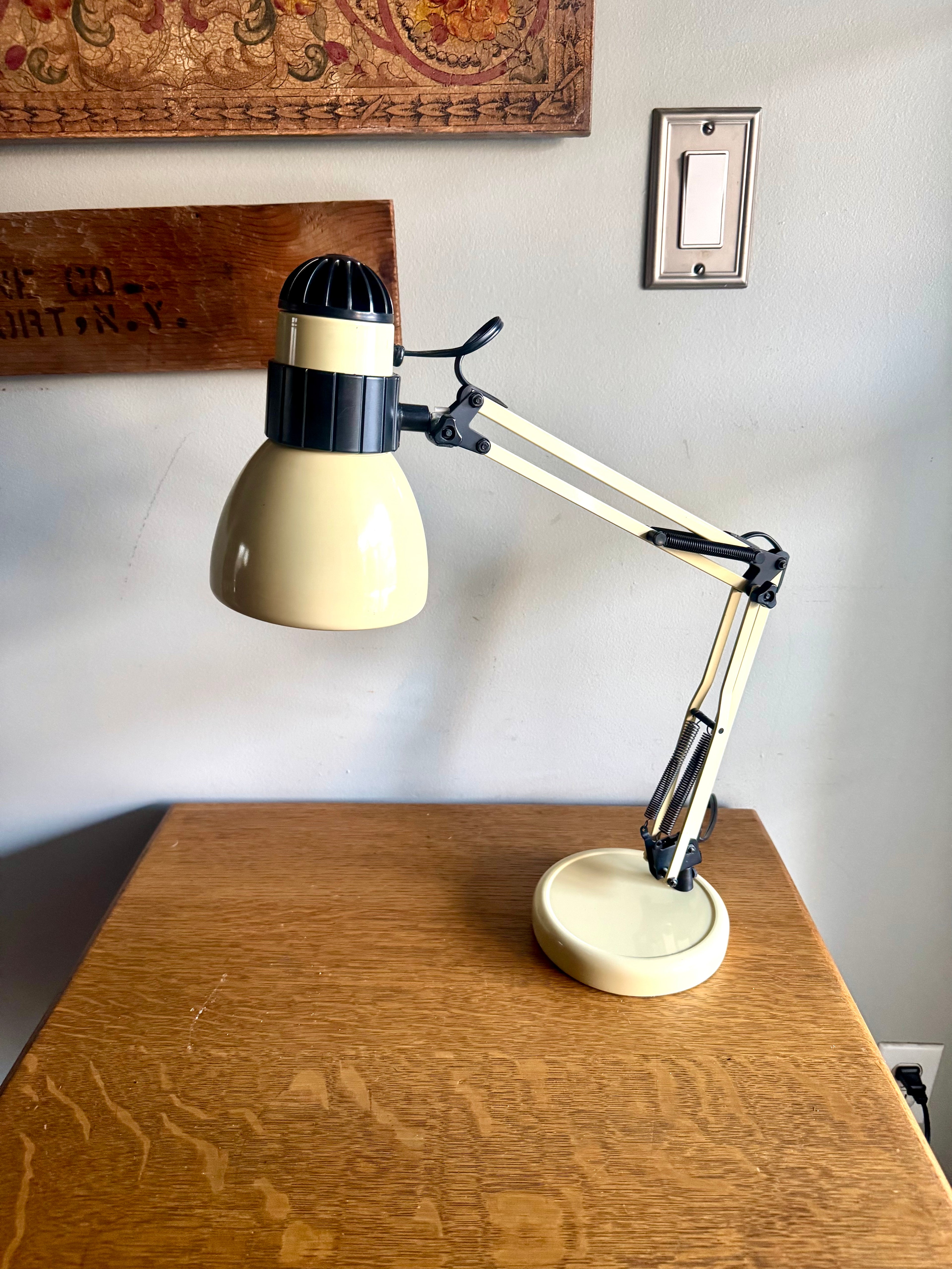 Industrial Luxo Style Articulating Swing Arm Creme Metal Portable Table Desk Lamp