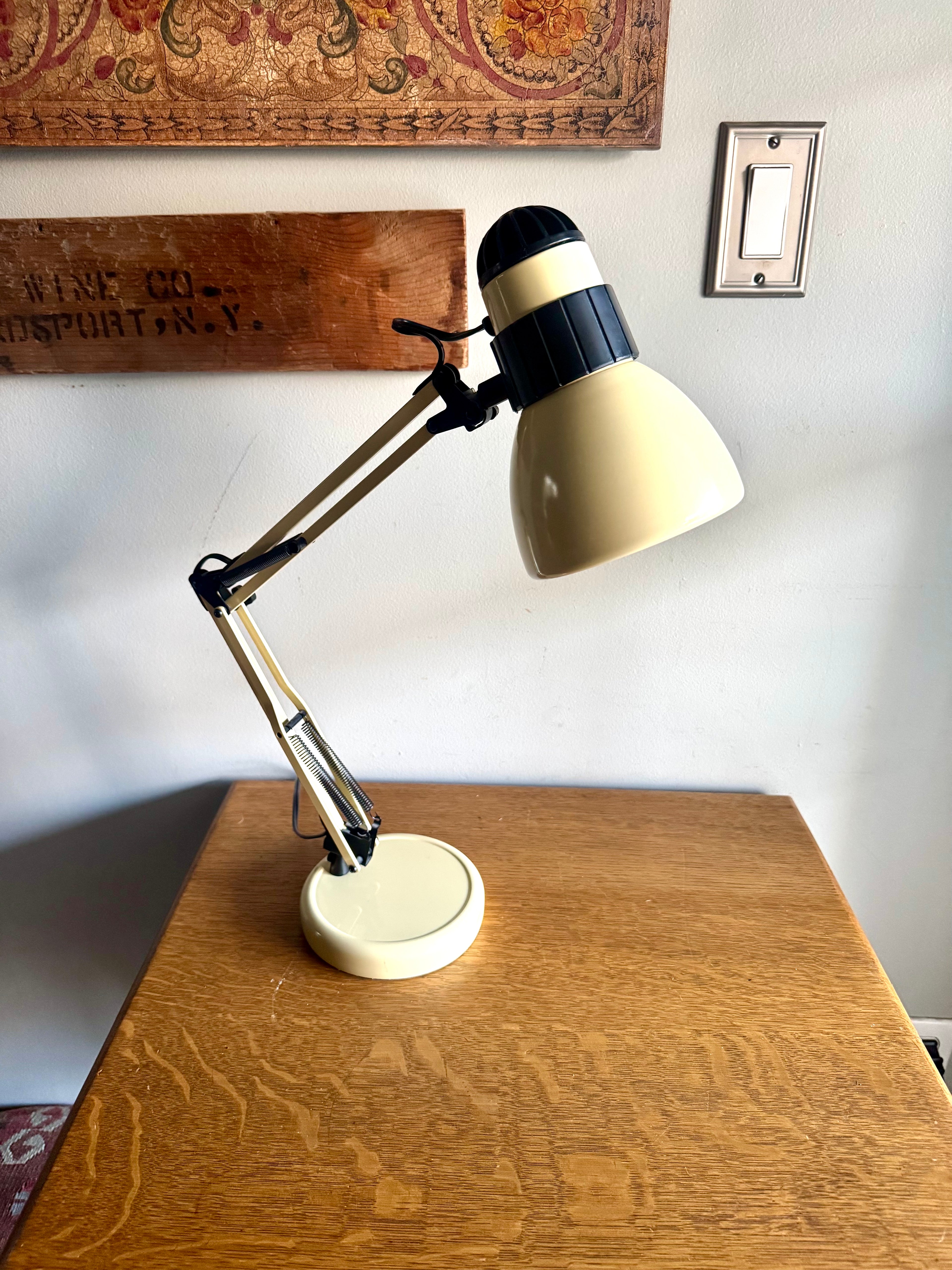 Industrial Luxo Style Articulating Swing Arm Creme Metal Portable Table Desk Lamp