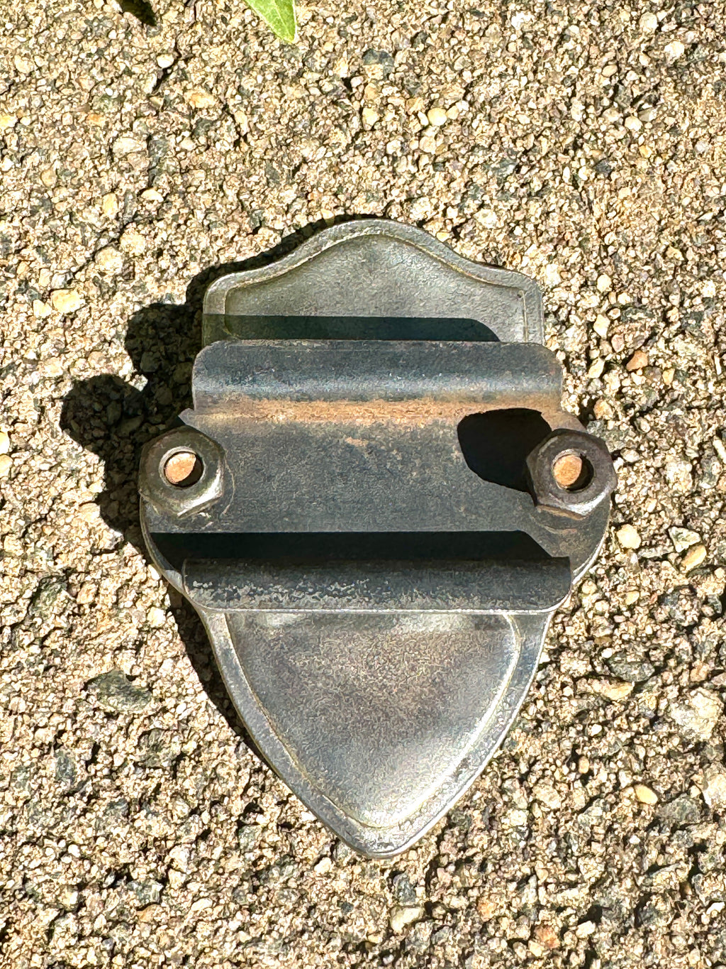Antique Maxwell Automotive Metal Shield Emblem Badge ~ Maxwell Automotive Radiator Badge