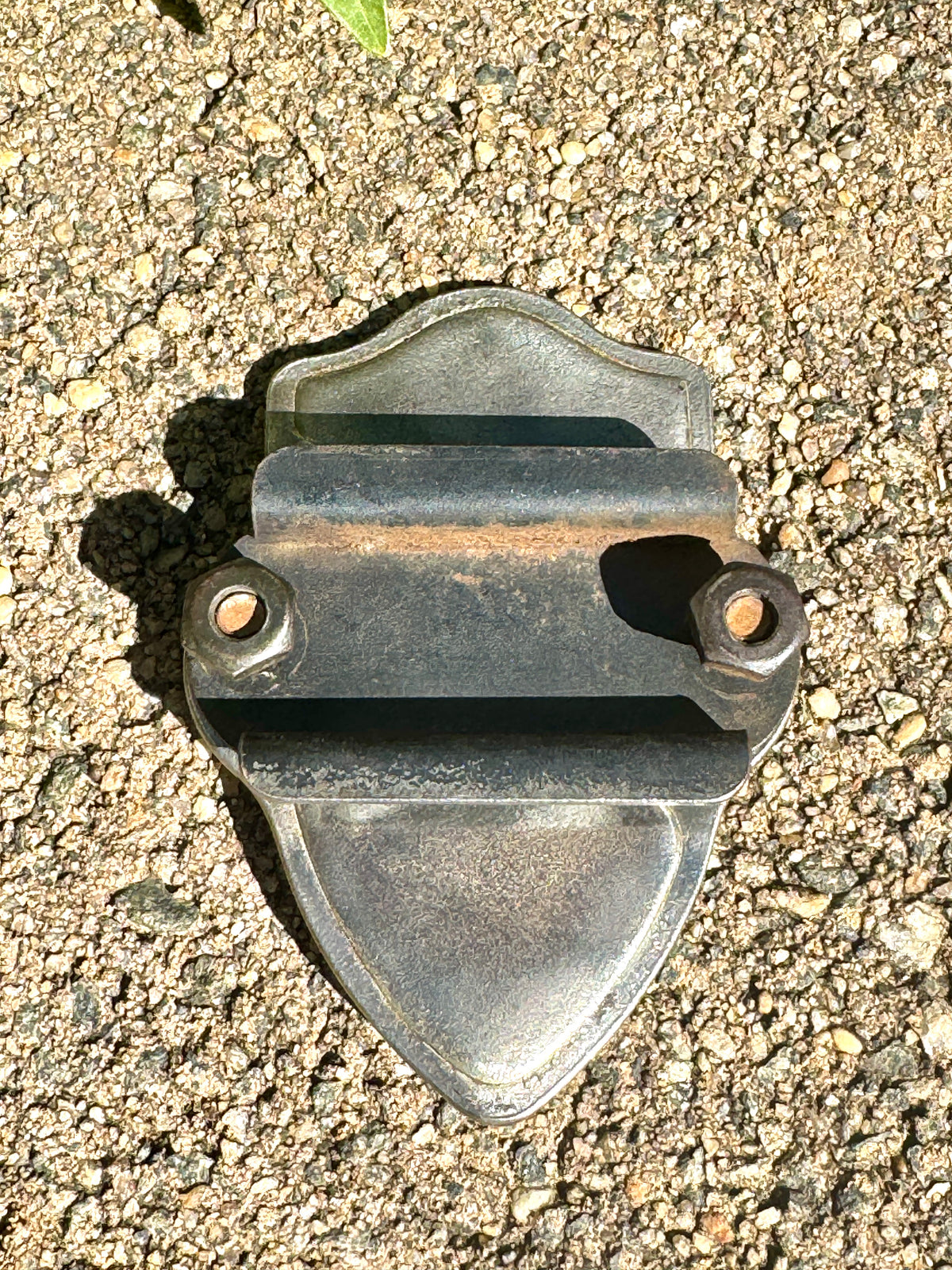 Antique Maxwell Automotive Metal Shield Emblem Badge ~ Maxwell Automotive Radiator Badge