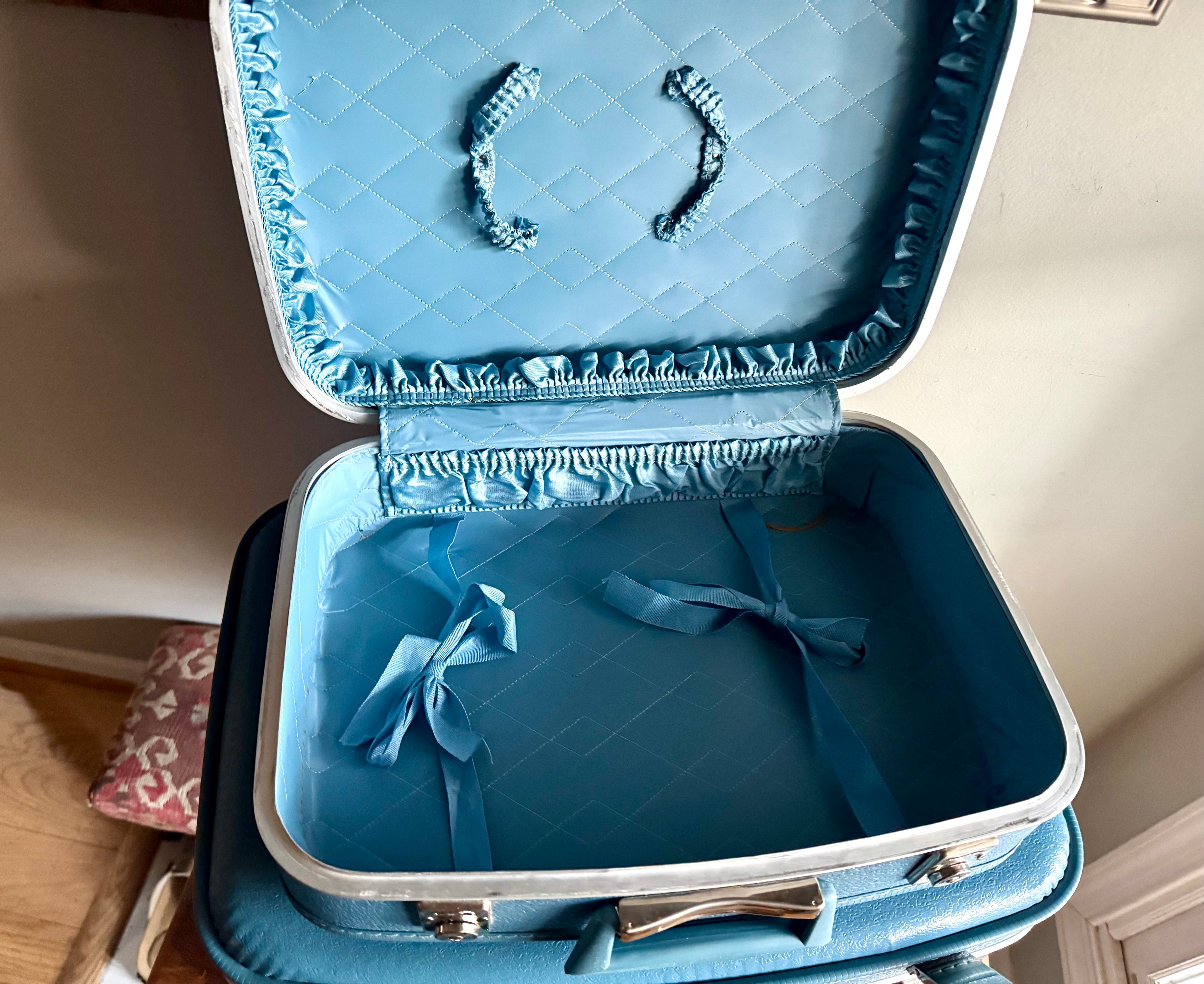 Vtg Pair of Blue Vinyl Nesting Suitcases | 1970's Matching Vinyl Luggage