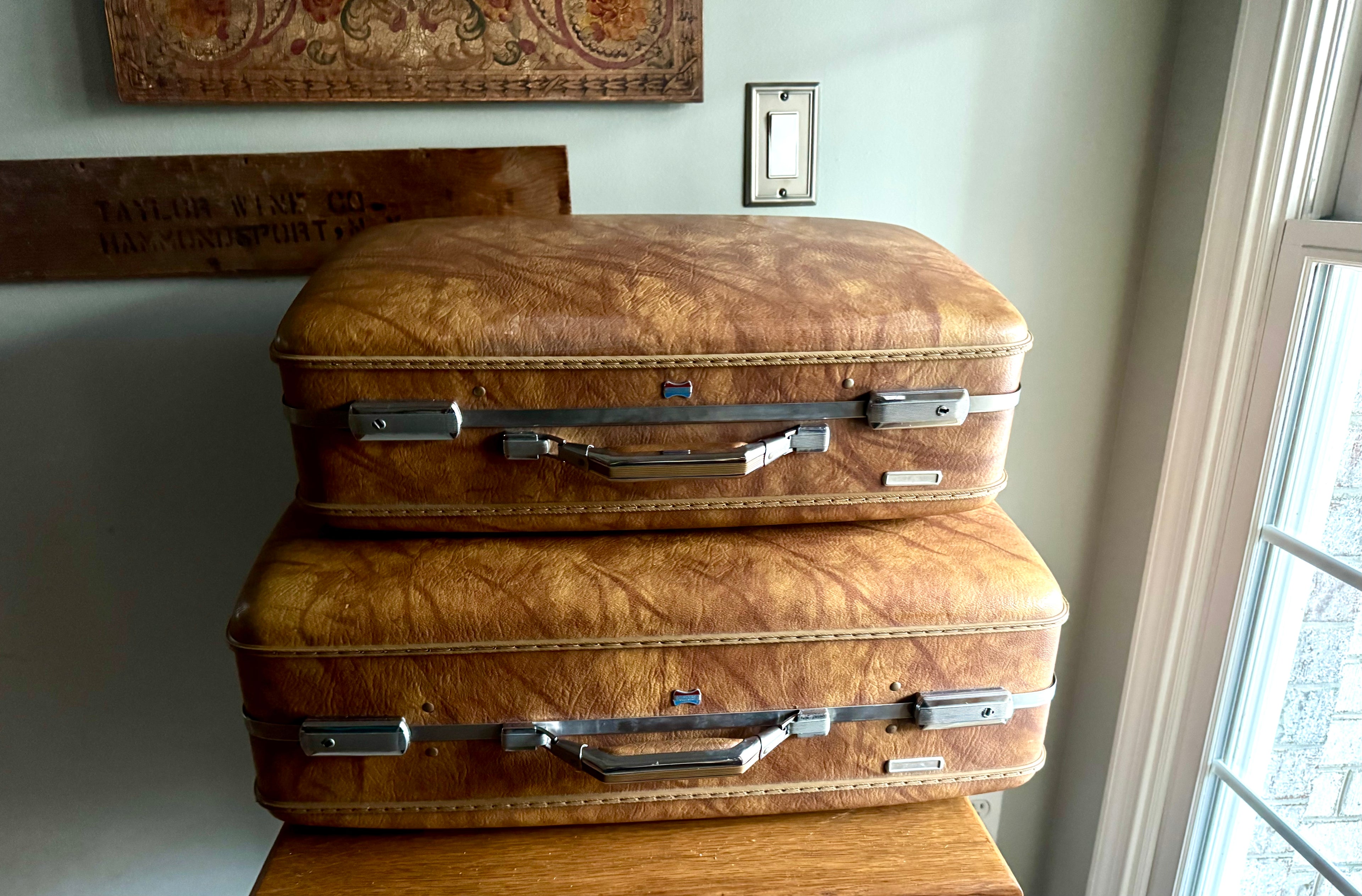Vtg Pair of Nesting Brown Marble Suitcases | 1970's American Tourister Suitcases