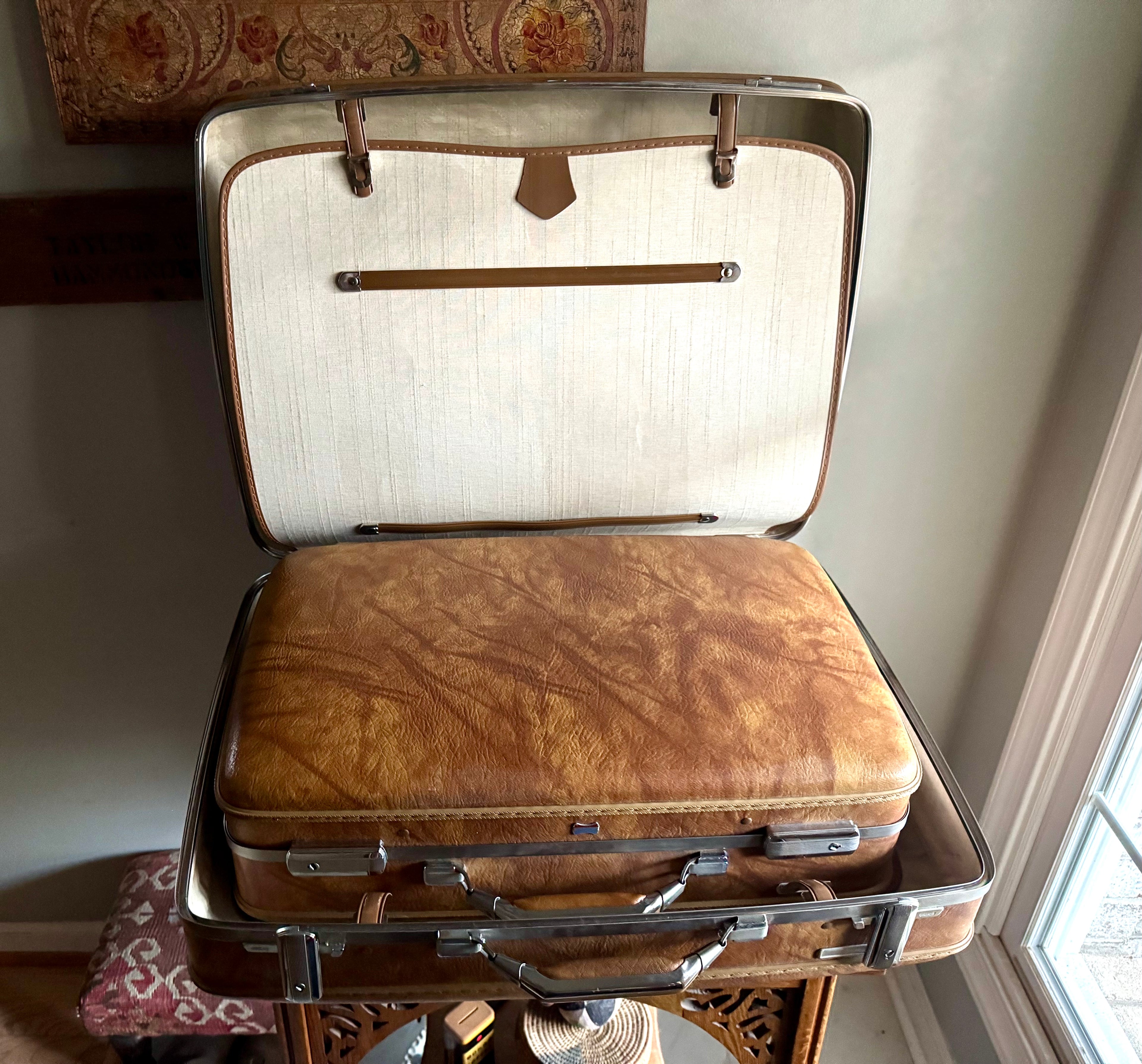 Vtg Pair of Nesting Brown Marble Suitcases | 1970's American Tourister Suitcases