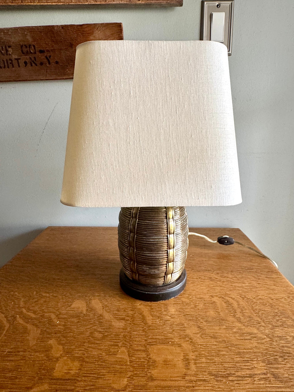 Vtg Brass Barrel Table Lamp ~ Faux Wicker Basket Brass Lamp ~ Shade Not included