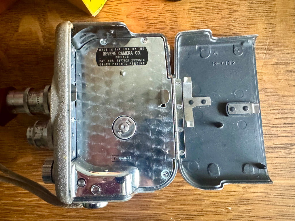Vtg Revere 8 Camera and Case | Revere 8mm Camera and Carrying Case