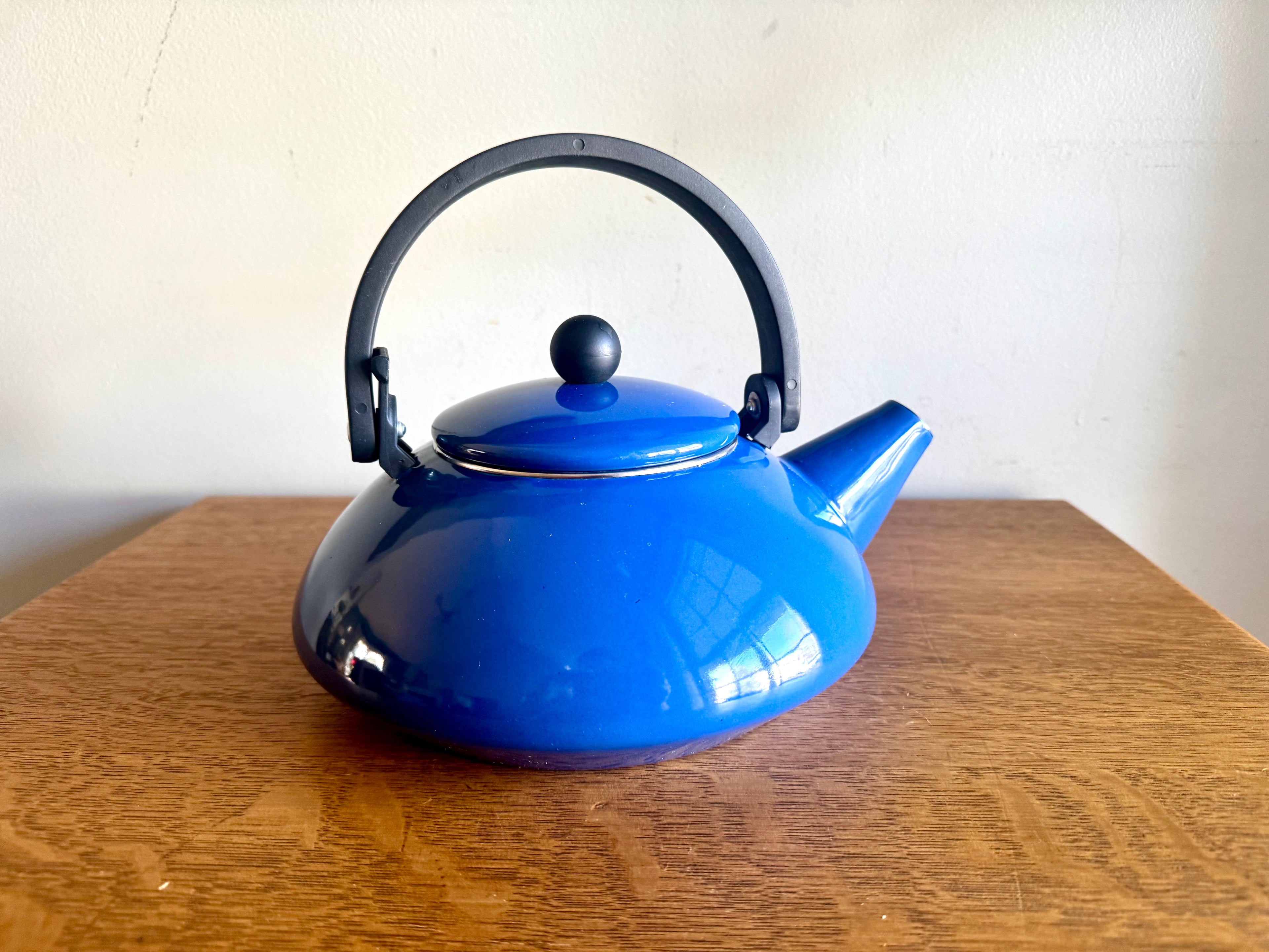 Le Creuset Tea Kettle Blue Enamel 1.5 Liters Steel | Blue Enamel Teapot Le Creuset