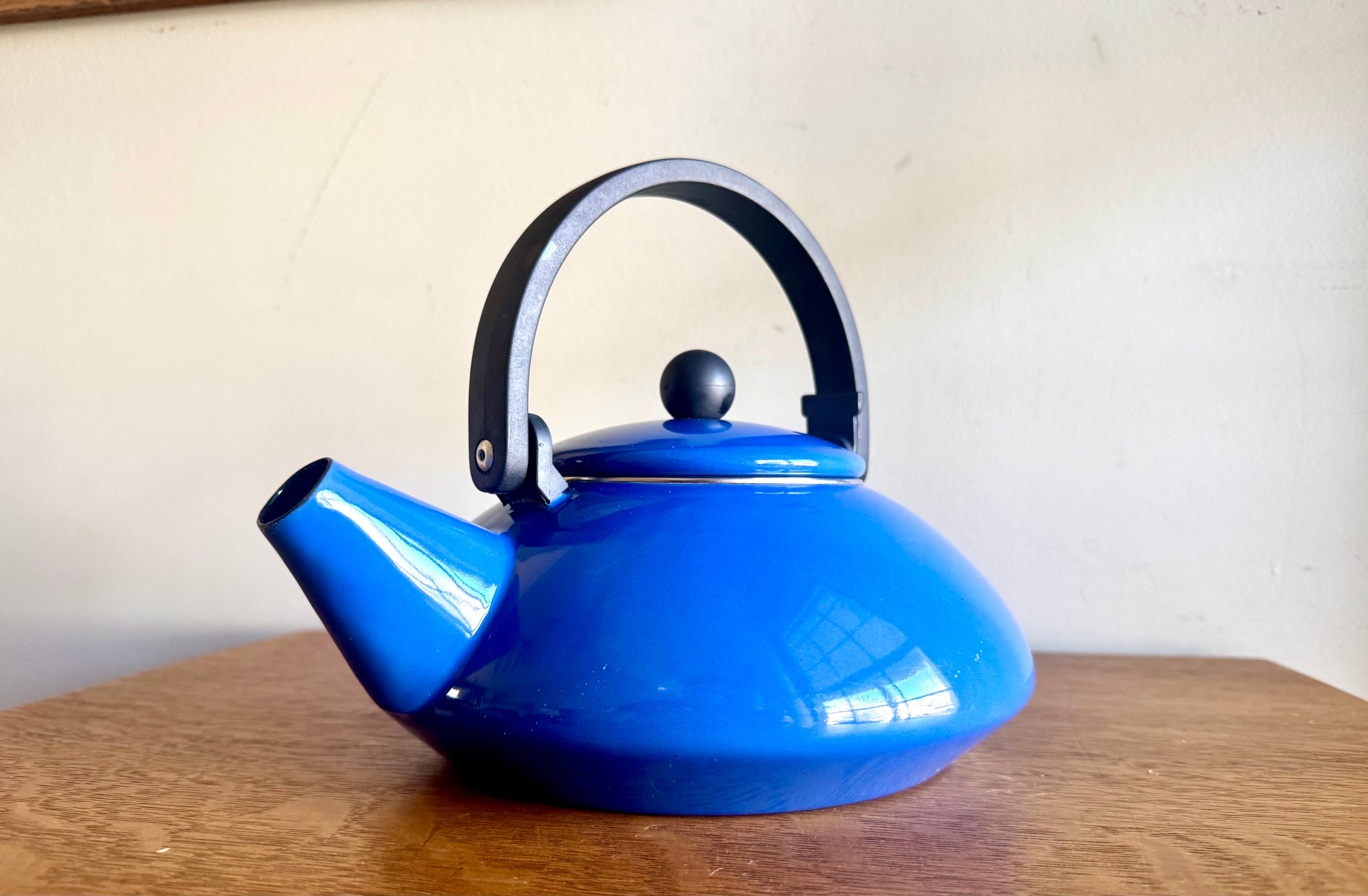 Le Creuset Tea Kettle Blue Enamel 1.5 Liters Steel | Blue Enamel Teapot Le Creuset
