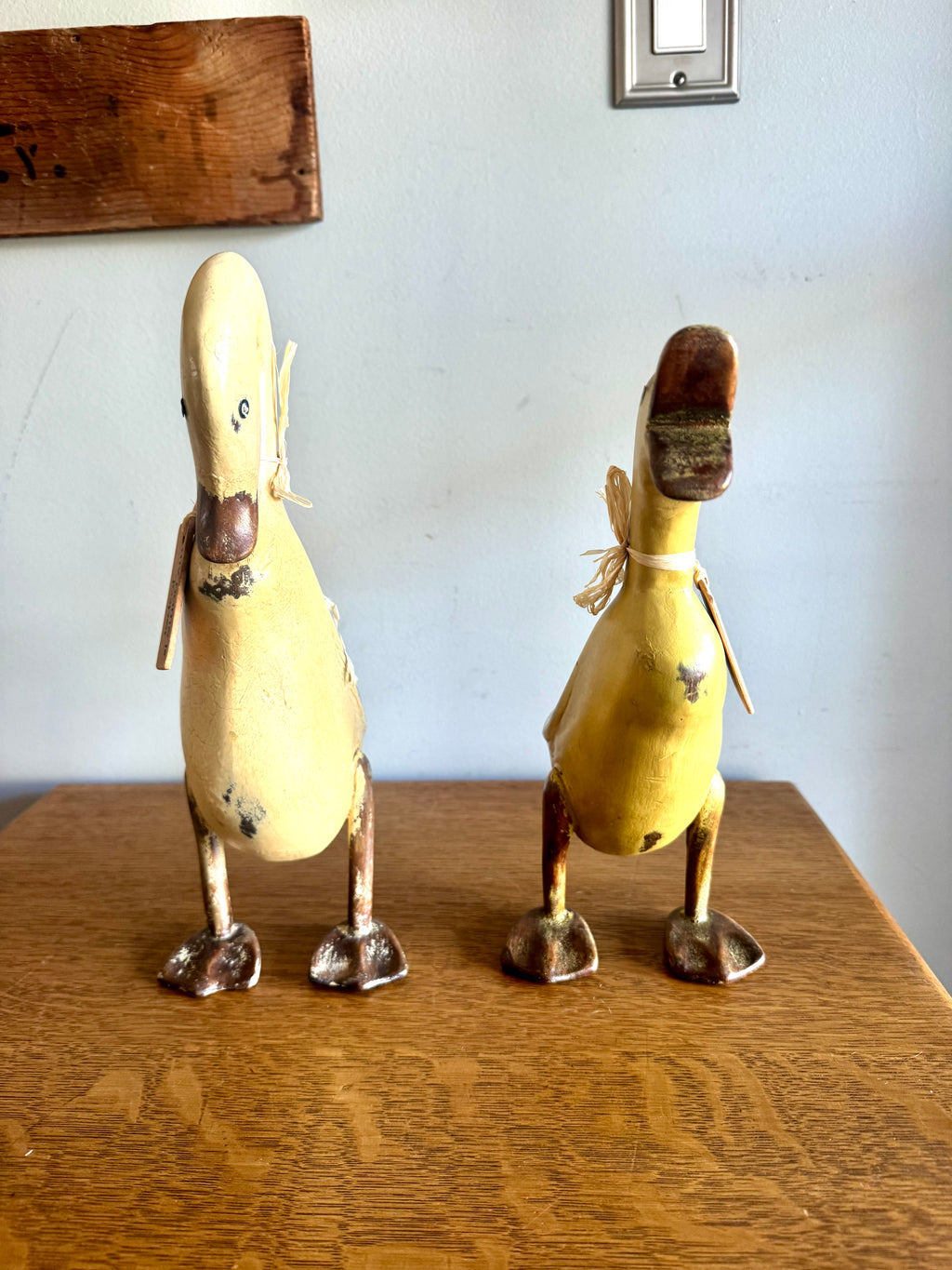 Vtg Pair of Smith & Hawken Hand-Carved Ducks | 2 Yellow Wooden Ducks