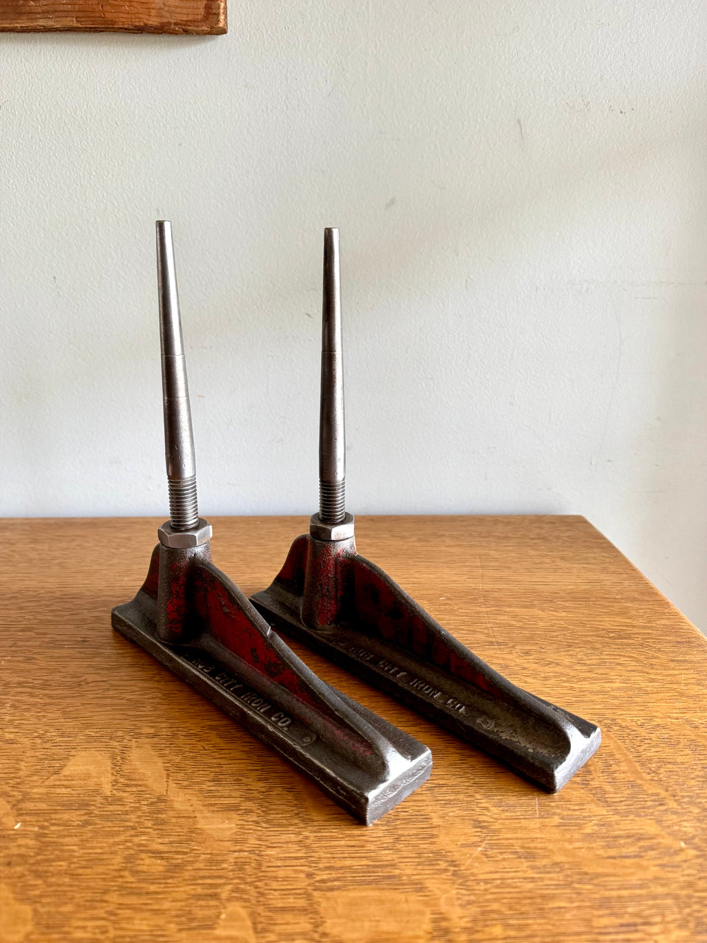 Vtg Hub City Iron Co. Cylinder Head Stands | Distressed Red Iron Cylinder Head Rebuild Stands