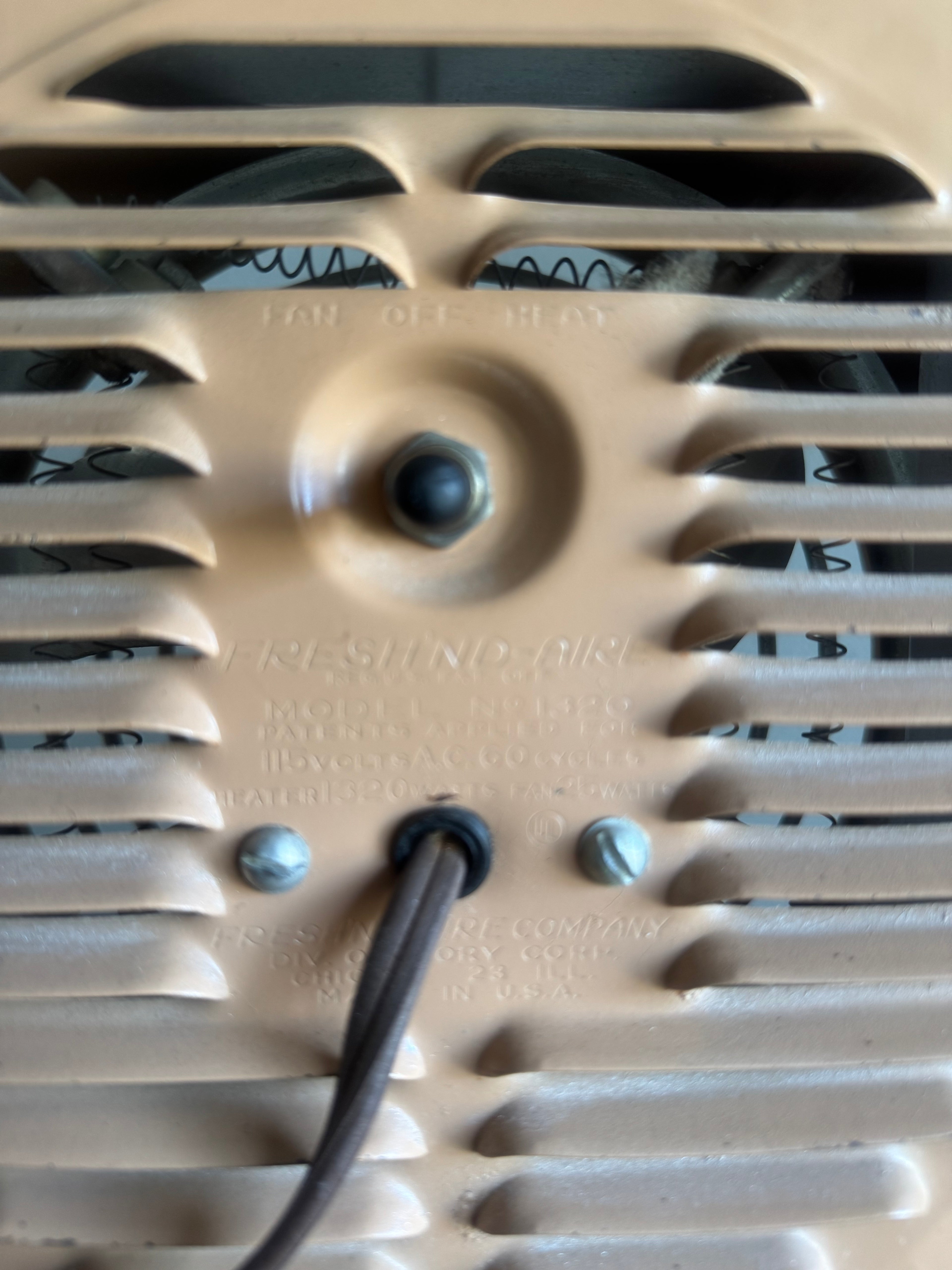 Vtg Fresh'nd-Aire Heaterette Heater Fan | Salmon Colored Heater Fan Model No.1320