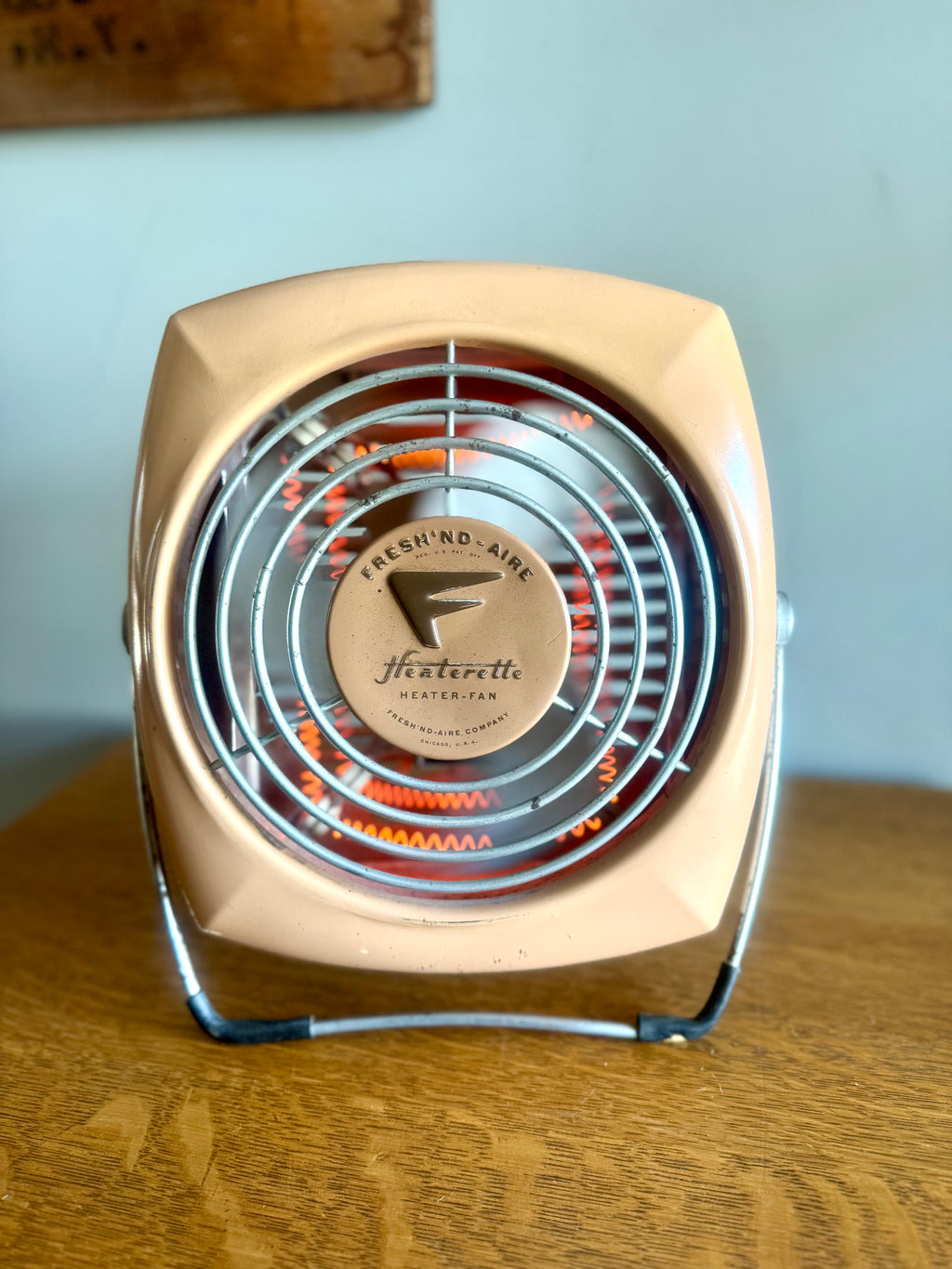 Vtg Fresh'nd-Aire Heaterette Heater Fan | Salmon Colored Heater Fan Model No.1320