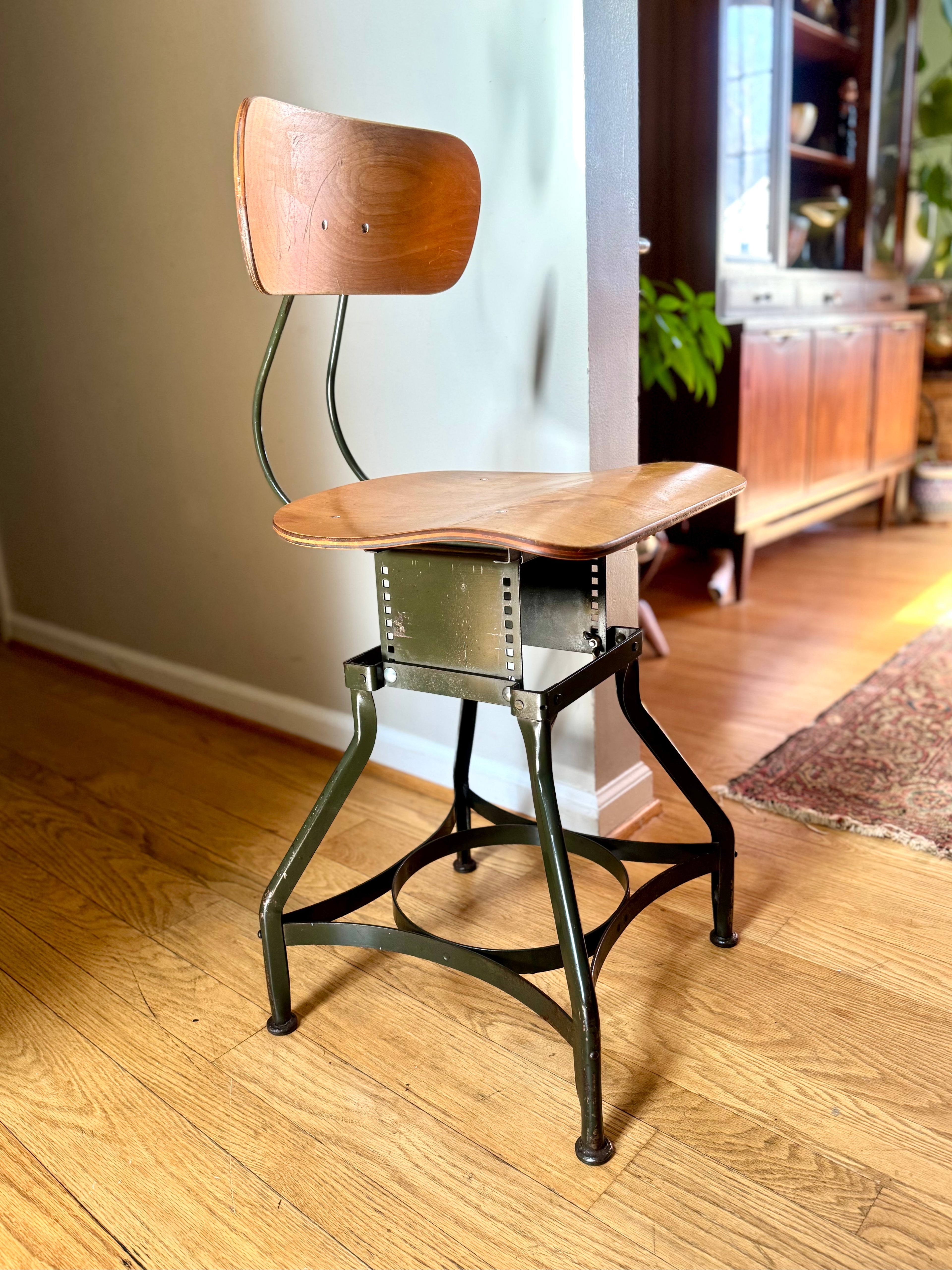 Vtg Metal Industrial Adjustable Drafting Chair | Toledo Industrial Chair
